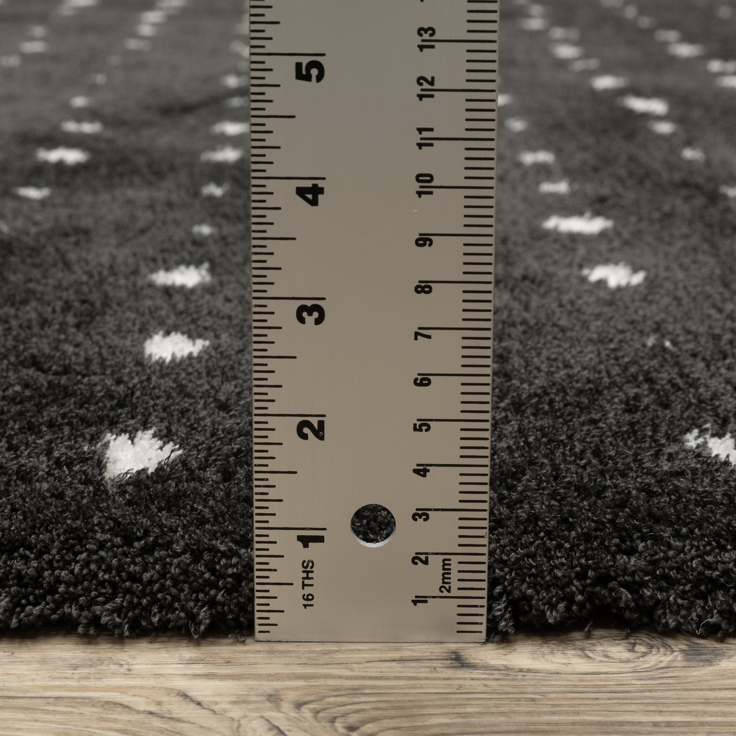 Galileo Circles Black/ Ivory Geometric Cut Pile Rug