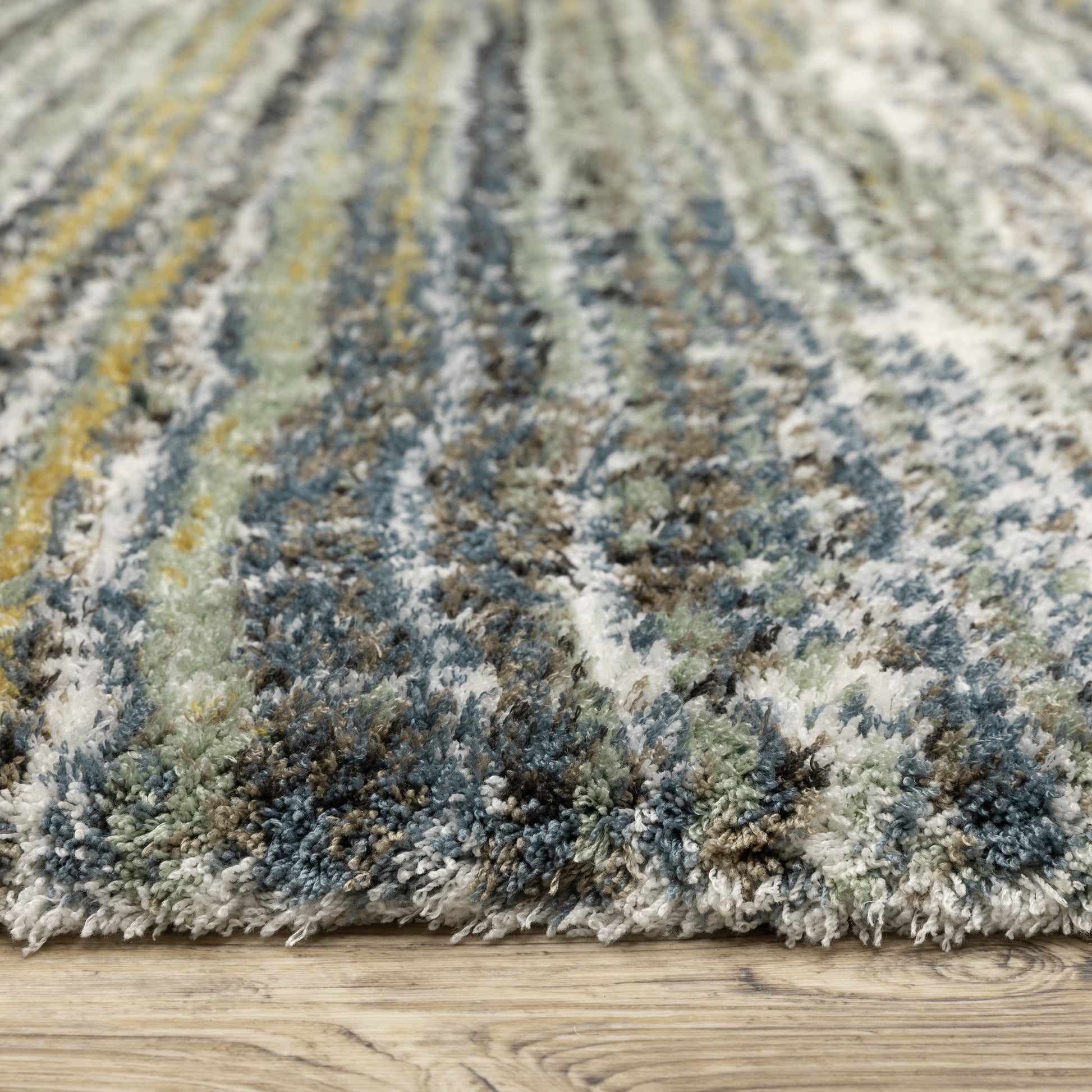 Galileo Distressed Green/ Blue Cut Pile Rug