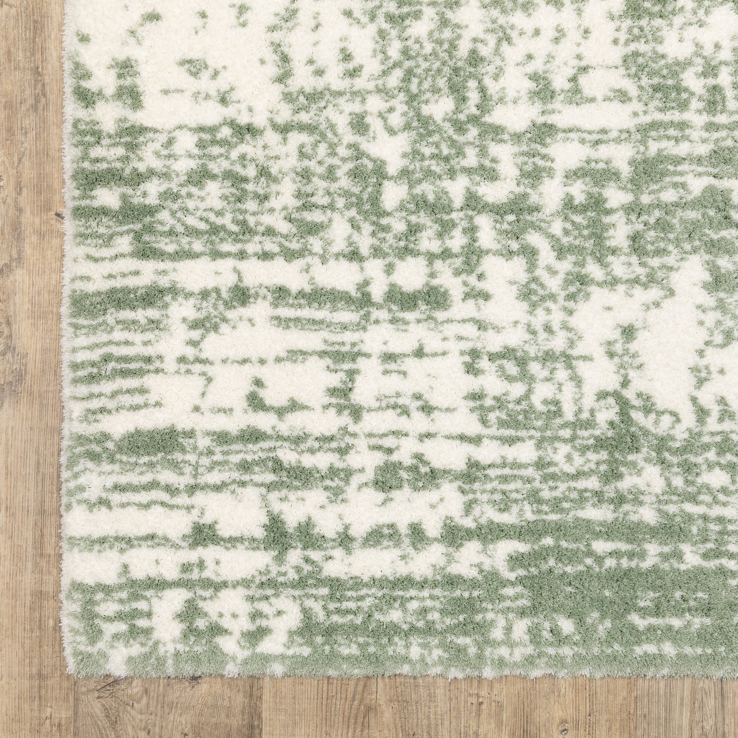 Galileo Abstract Green/ Ivory Cut Pile Rug