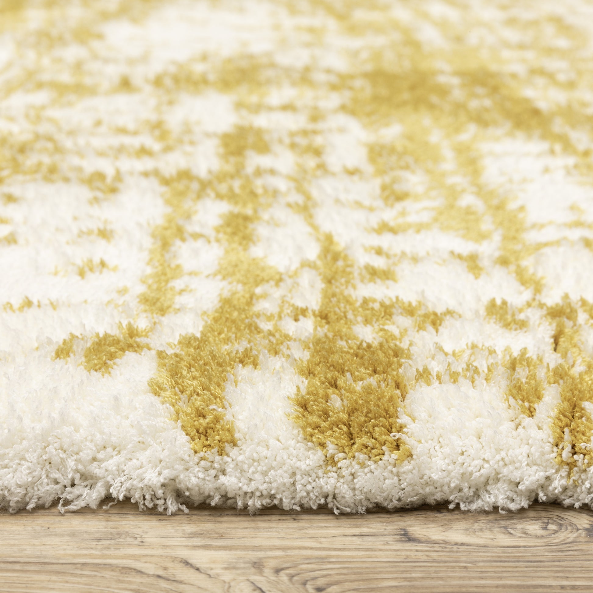 Galileo Abstract Gold/ Ivory Cut Pile Rug