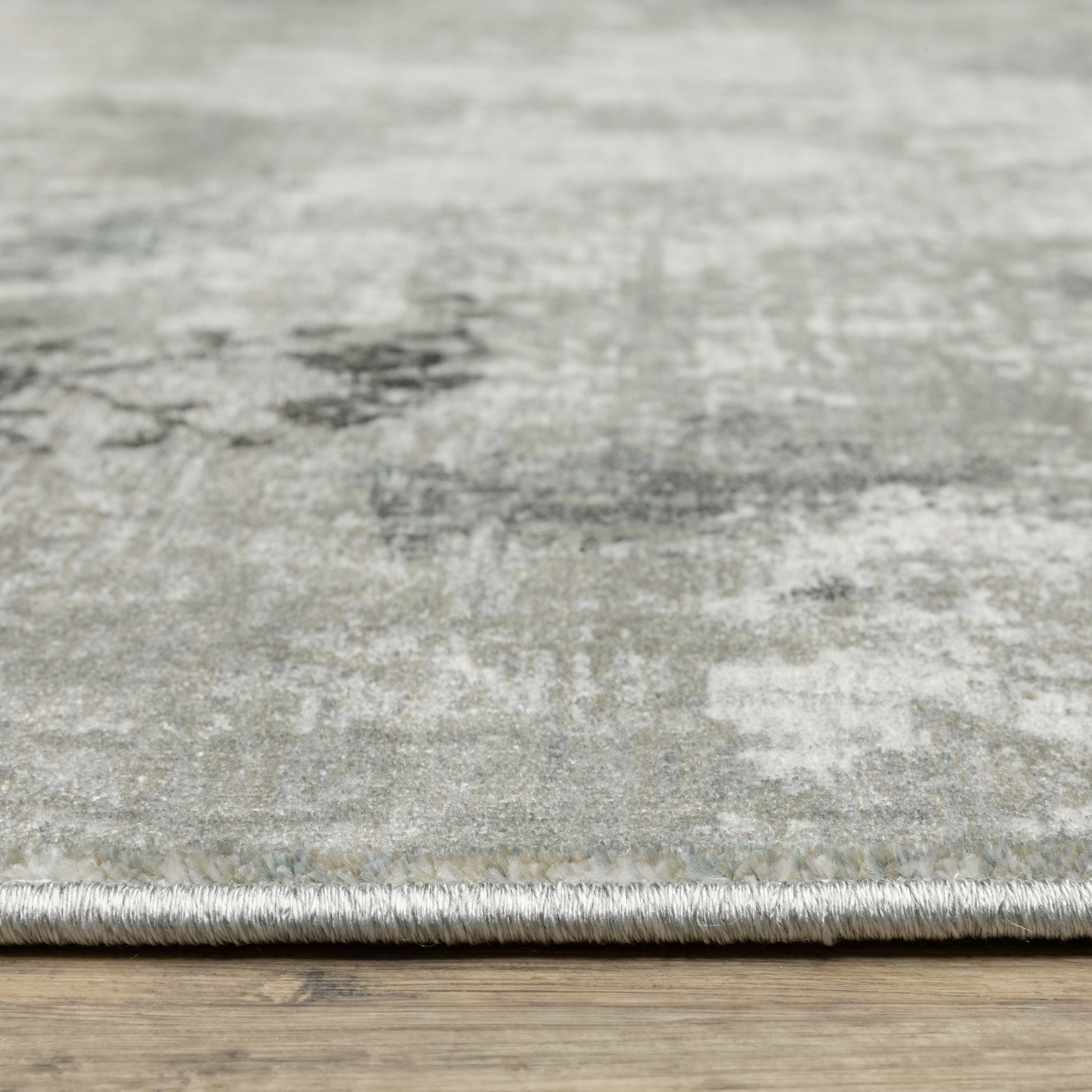 Gemini Distressed Beige/ Blue Floral Cut Pile Rug