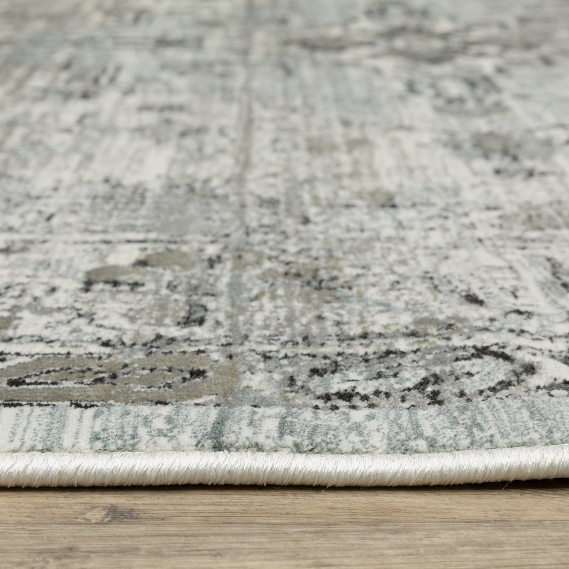 Gemini Distressed Grey/ Blue Medallion Cut Pile Rug