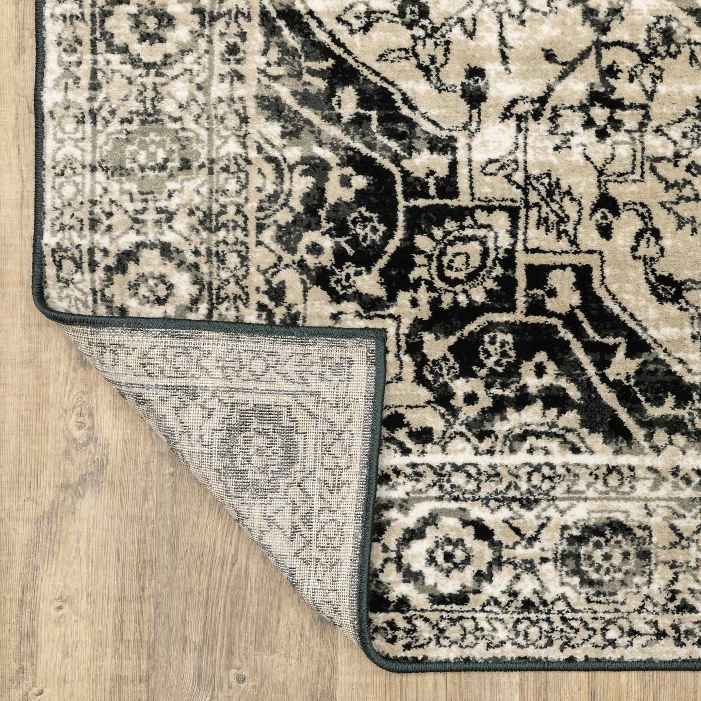 Georgia Medallion Grey/ Black Distressed Cut Pile Rug