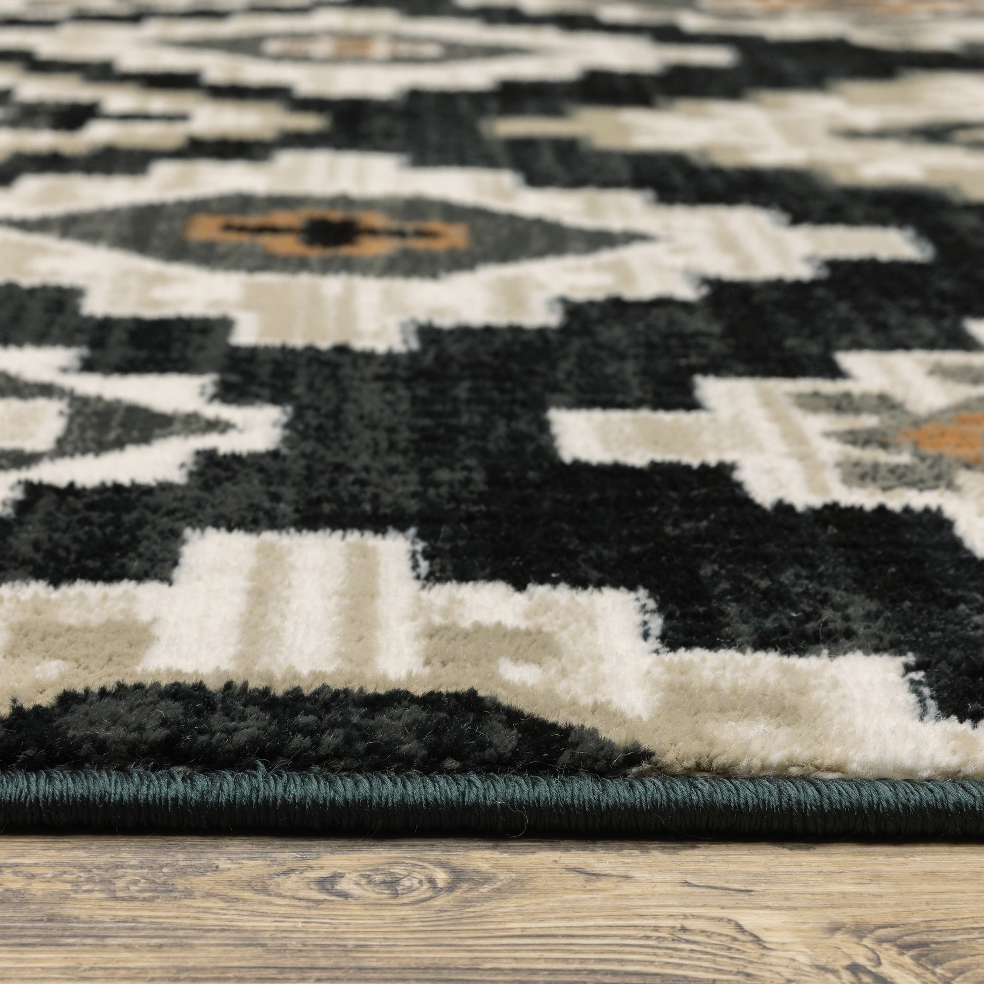 Georgia Southwest/Lodge Charcoal/ Ivory Cut Pile Rug