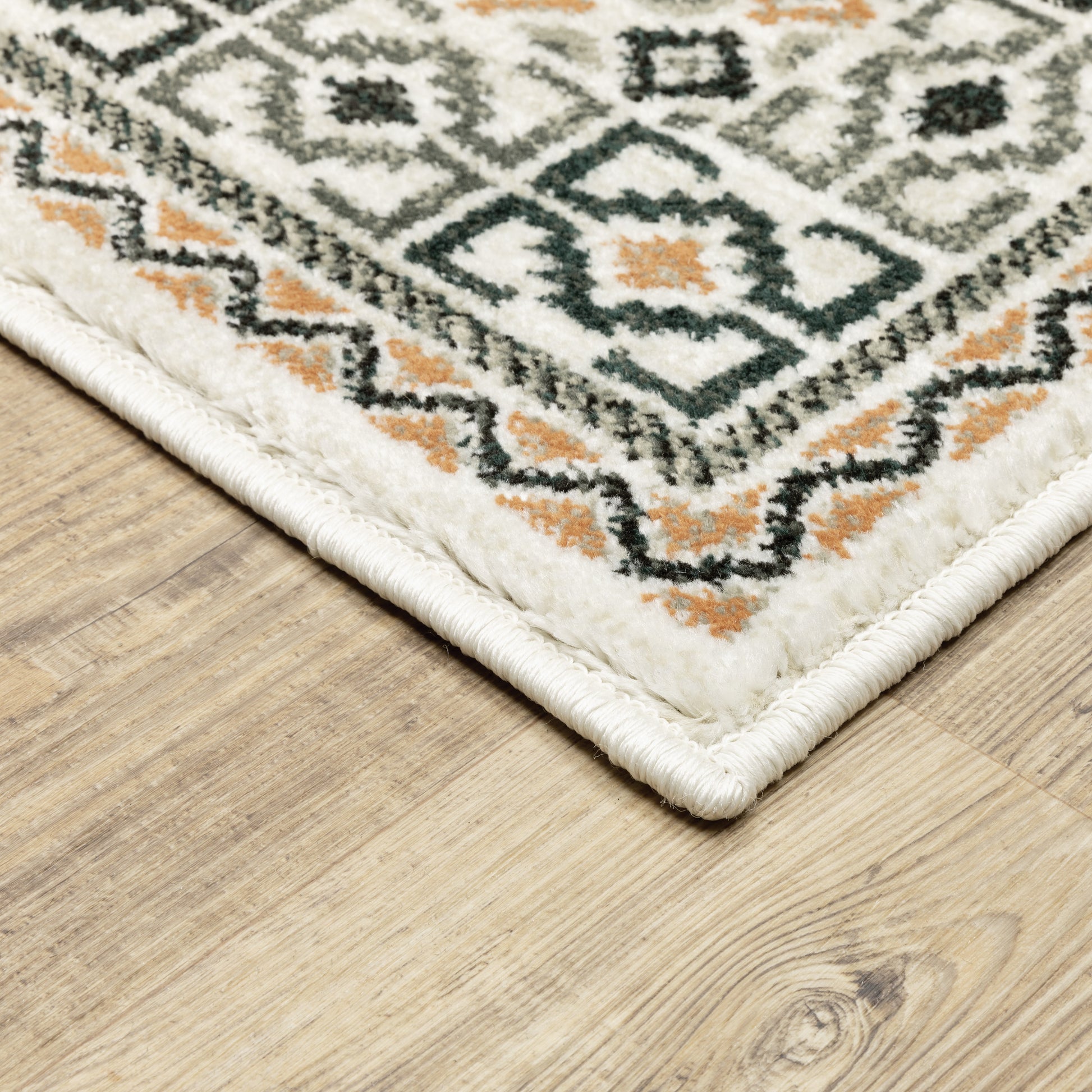 Georgia 640A0 Ivory Southwest/Lodge Rug
