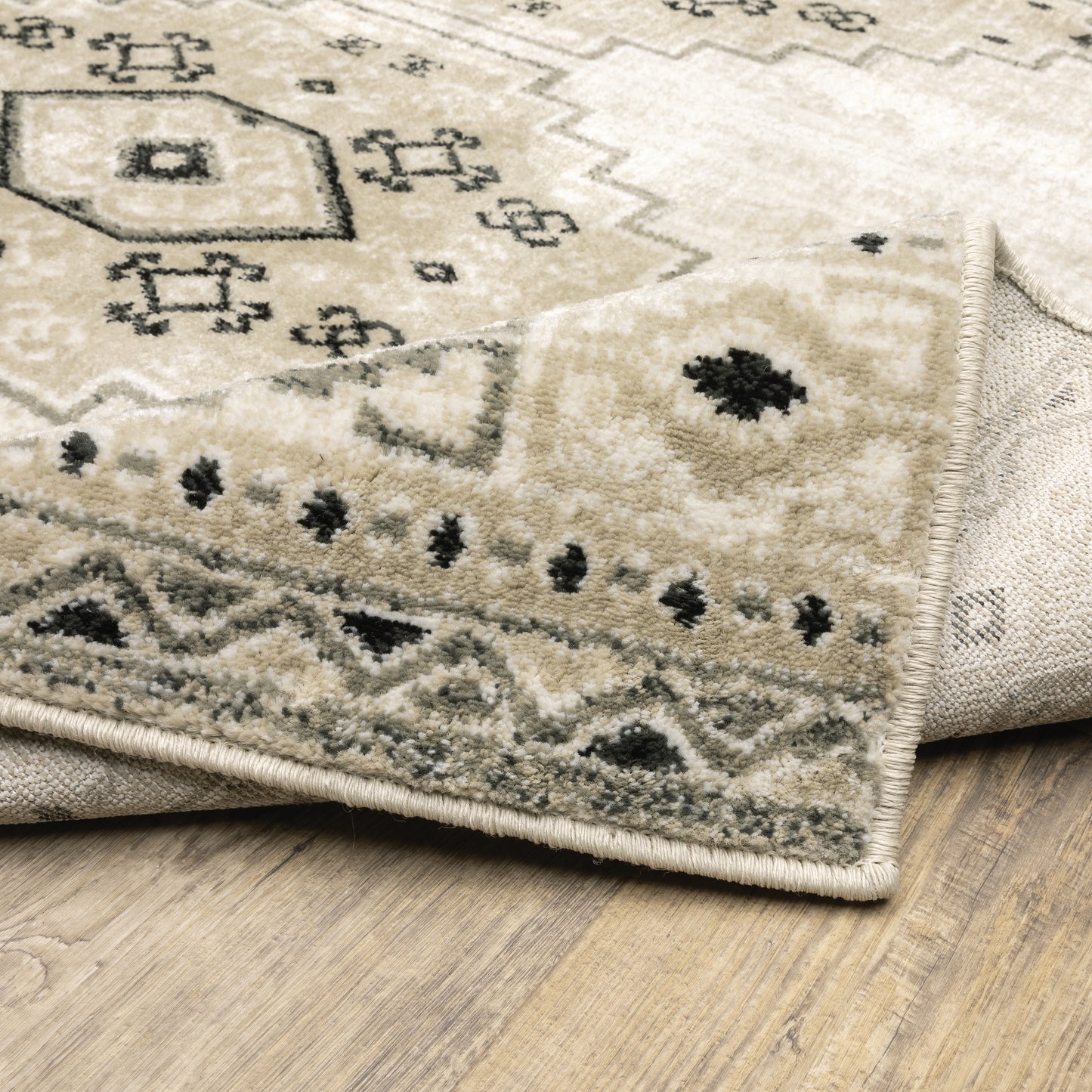 Georgia Southwest/Lodge Ivory/ Grey Cut Pile Rug