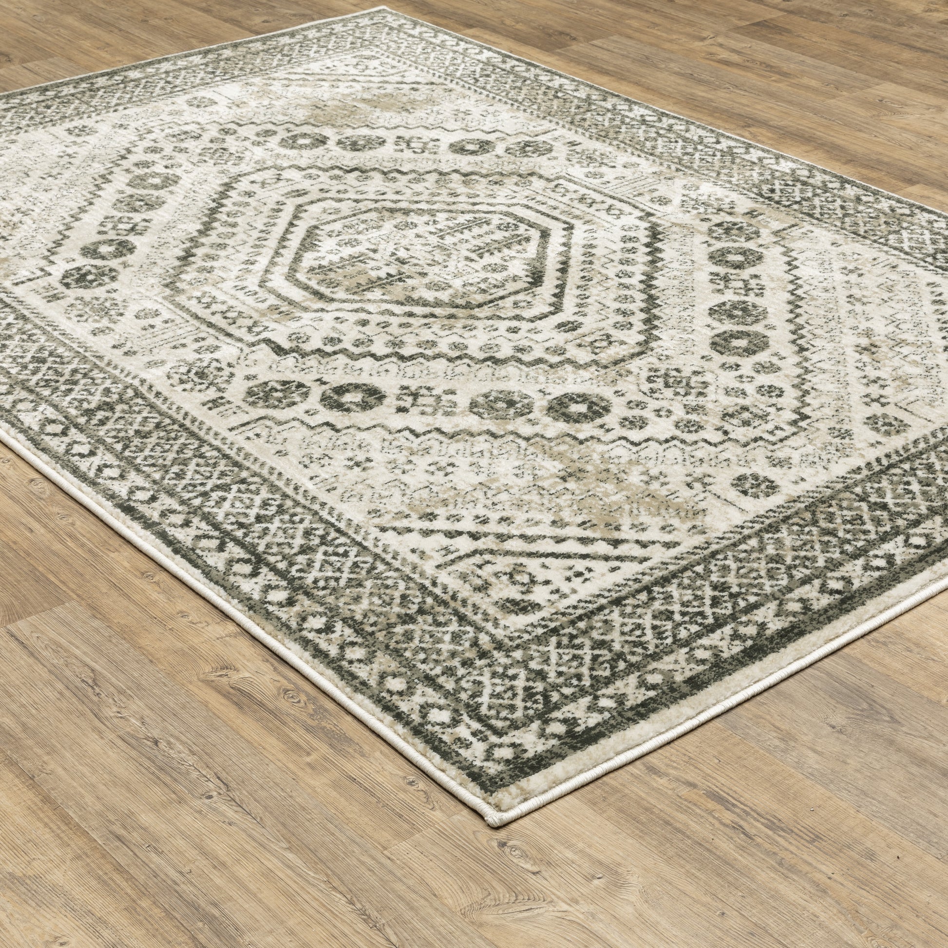 Georgia 659C0 Ivory Medallion Rug