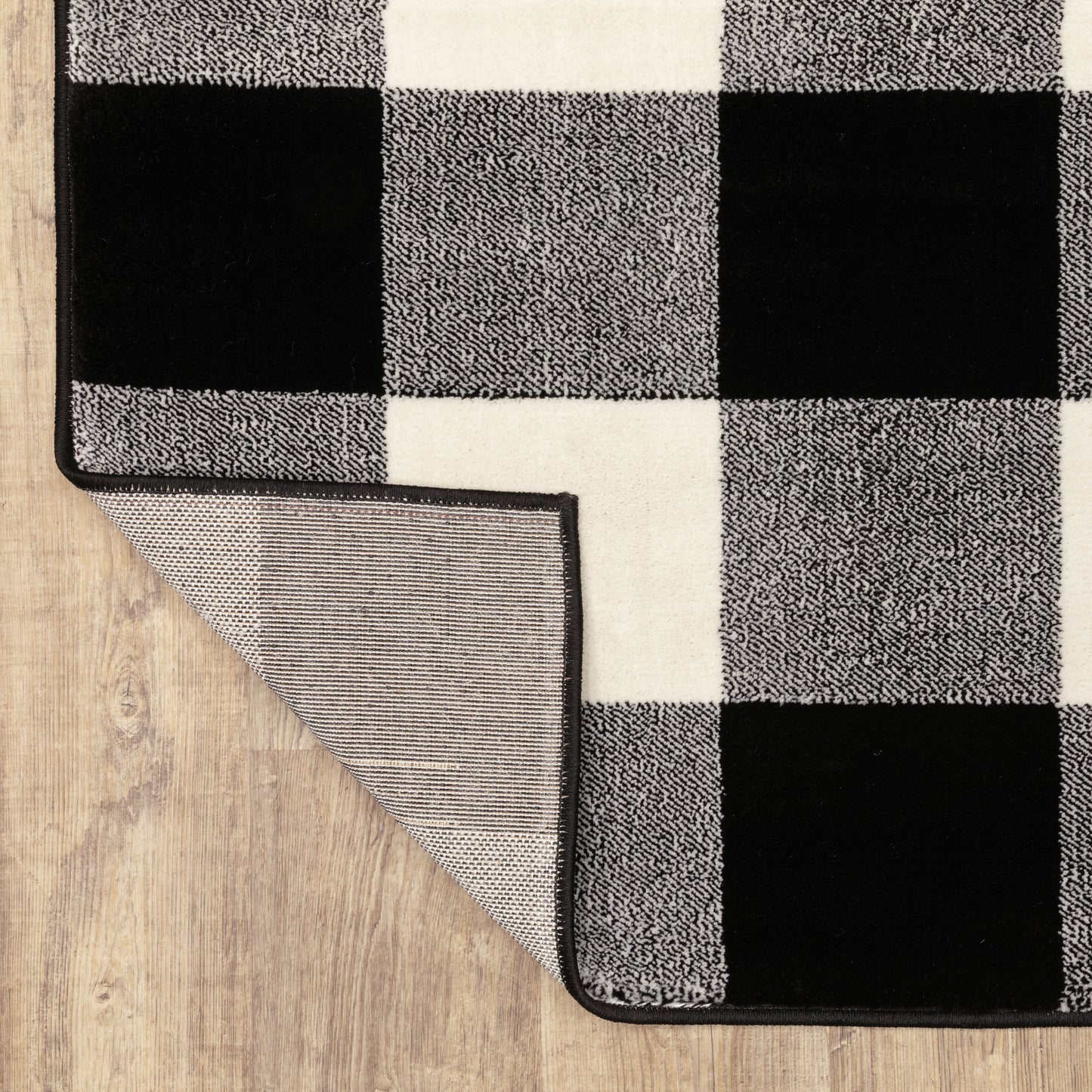 Georgia Geometric Black/ Ivory Cut Pile Rug
