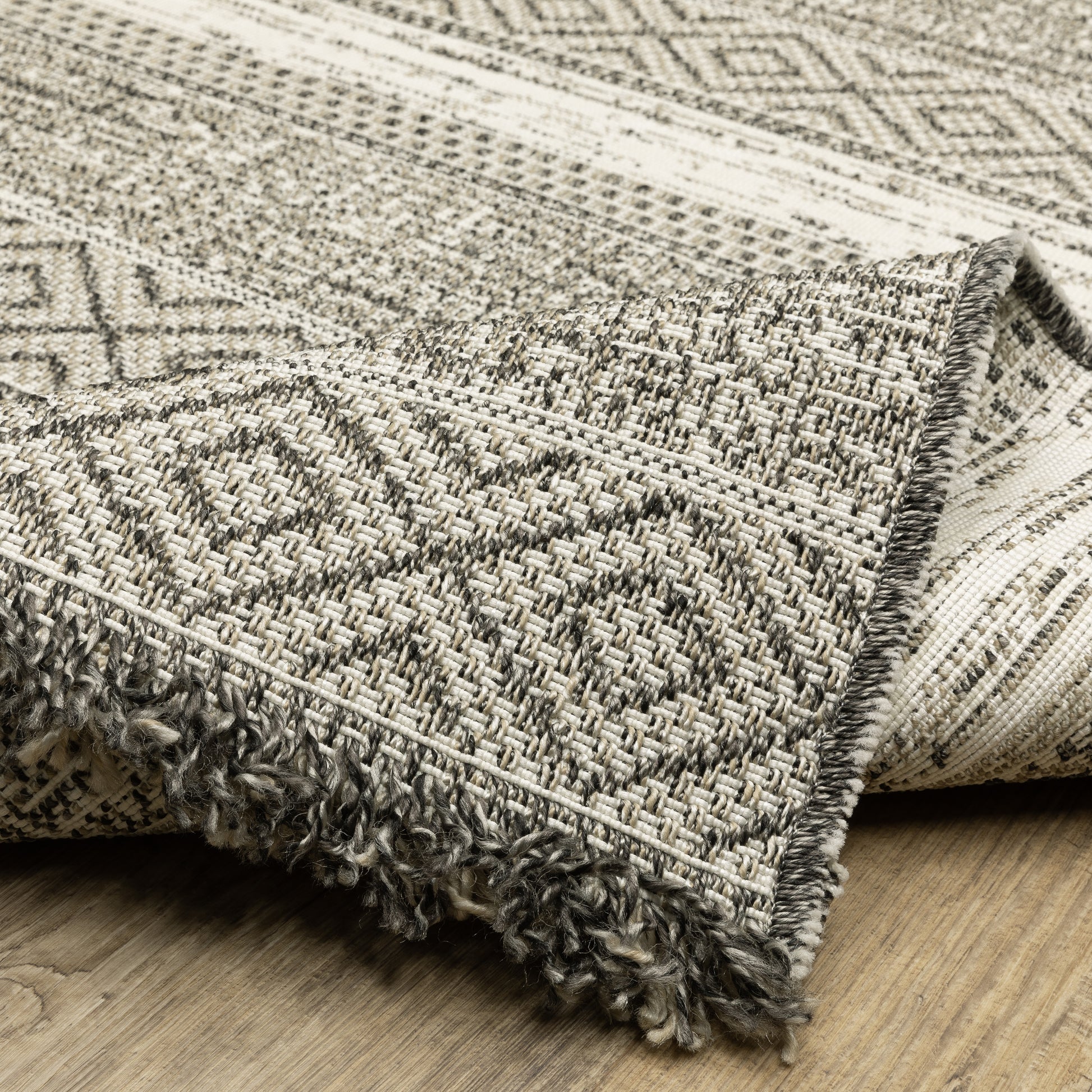 Gillian Stripe Beige/ Black Geometric Flat Weave Rug