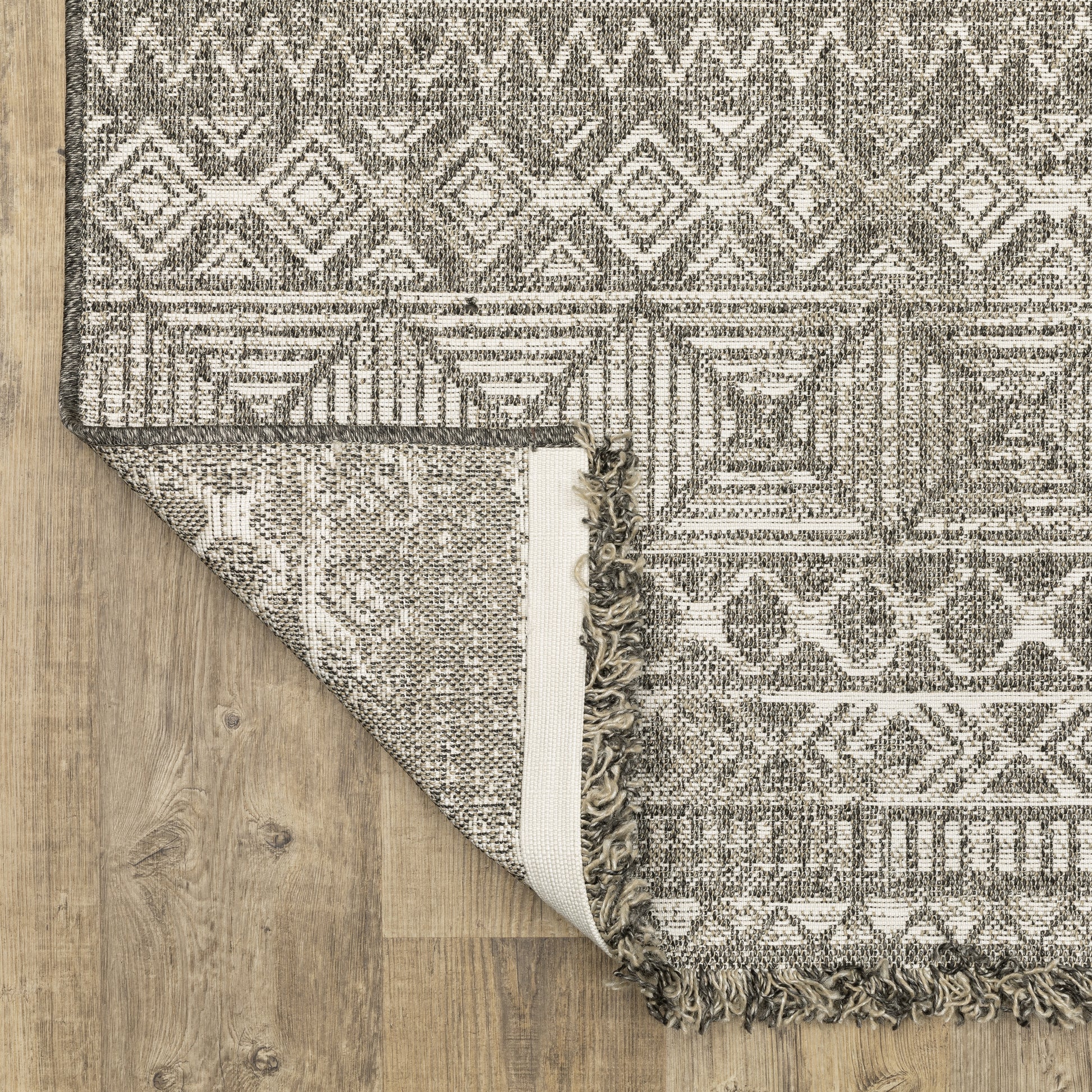Gillian Stripe Beige/ Black Distressed Flat Weave Rug