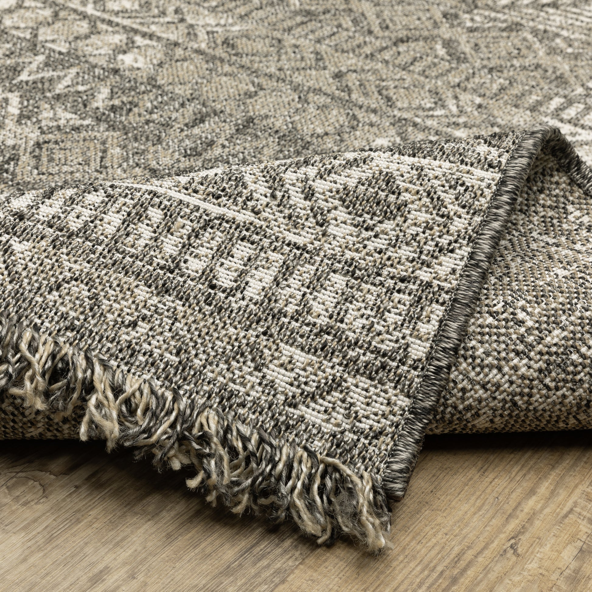 Gillian Stripe Beige/ Black Distressed Flat Weave Rug