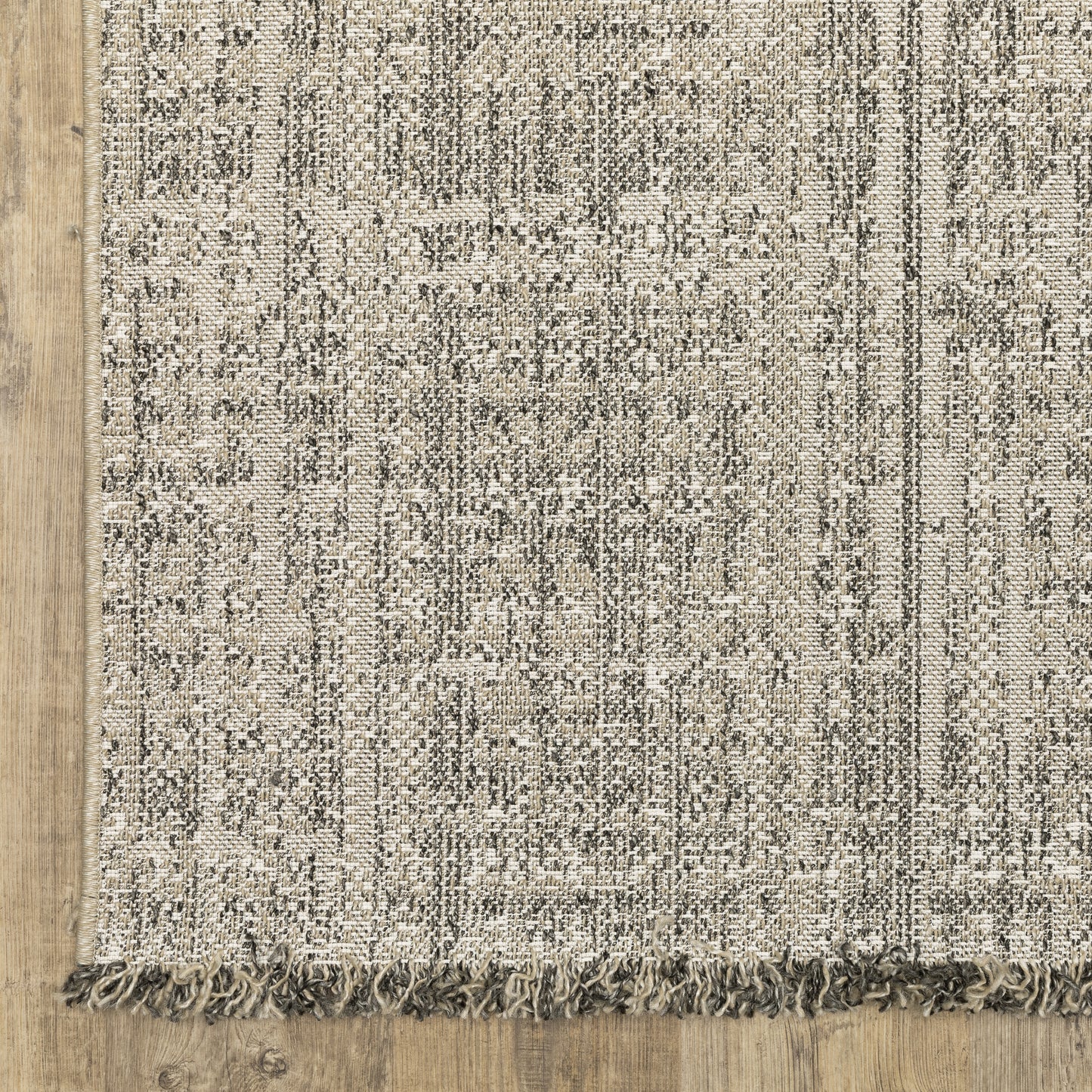 Gillian Distressed Beige/ Black Solid Flat Weave Rug