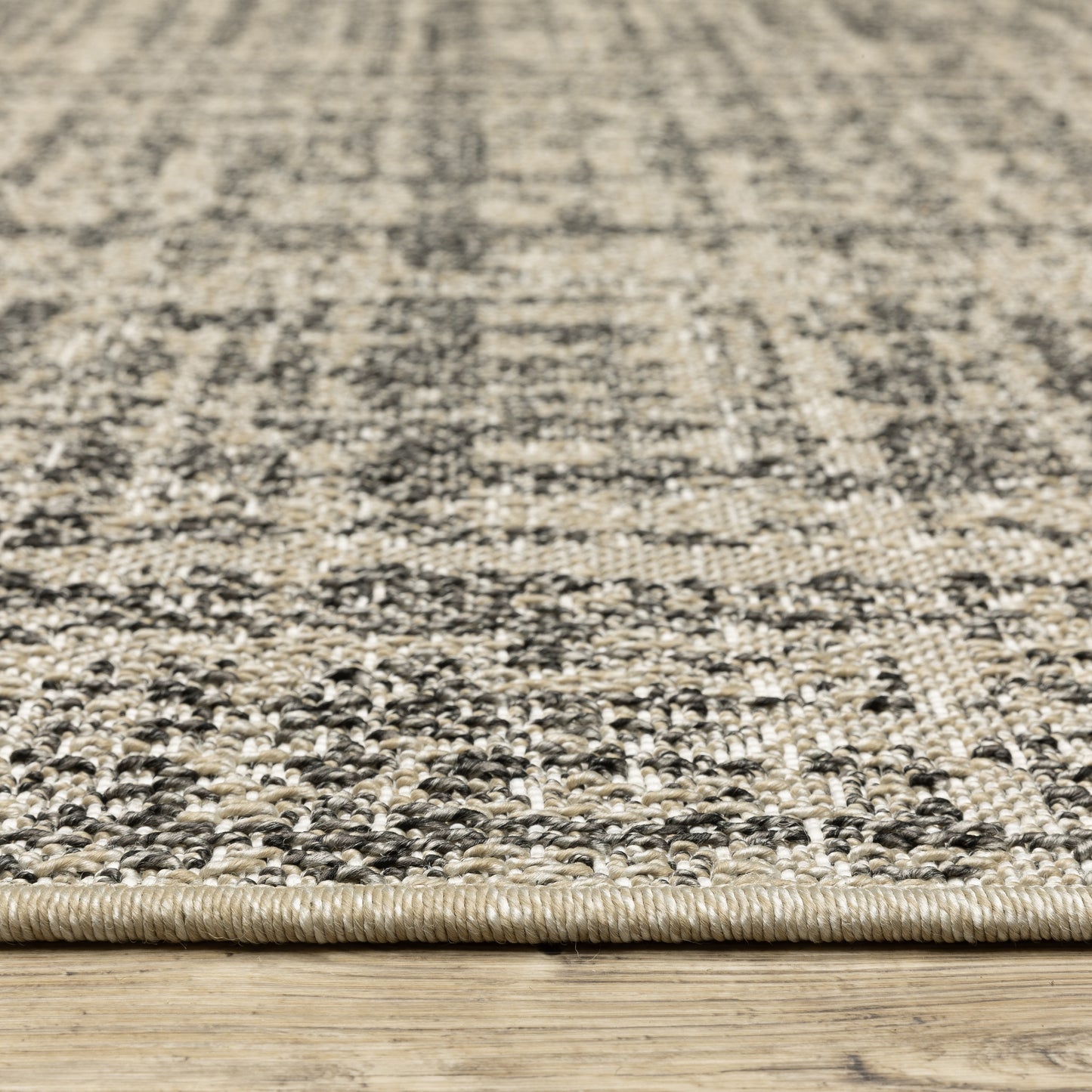Gillian Distressed Beige/ Black Solid Flat Weave Rug