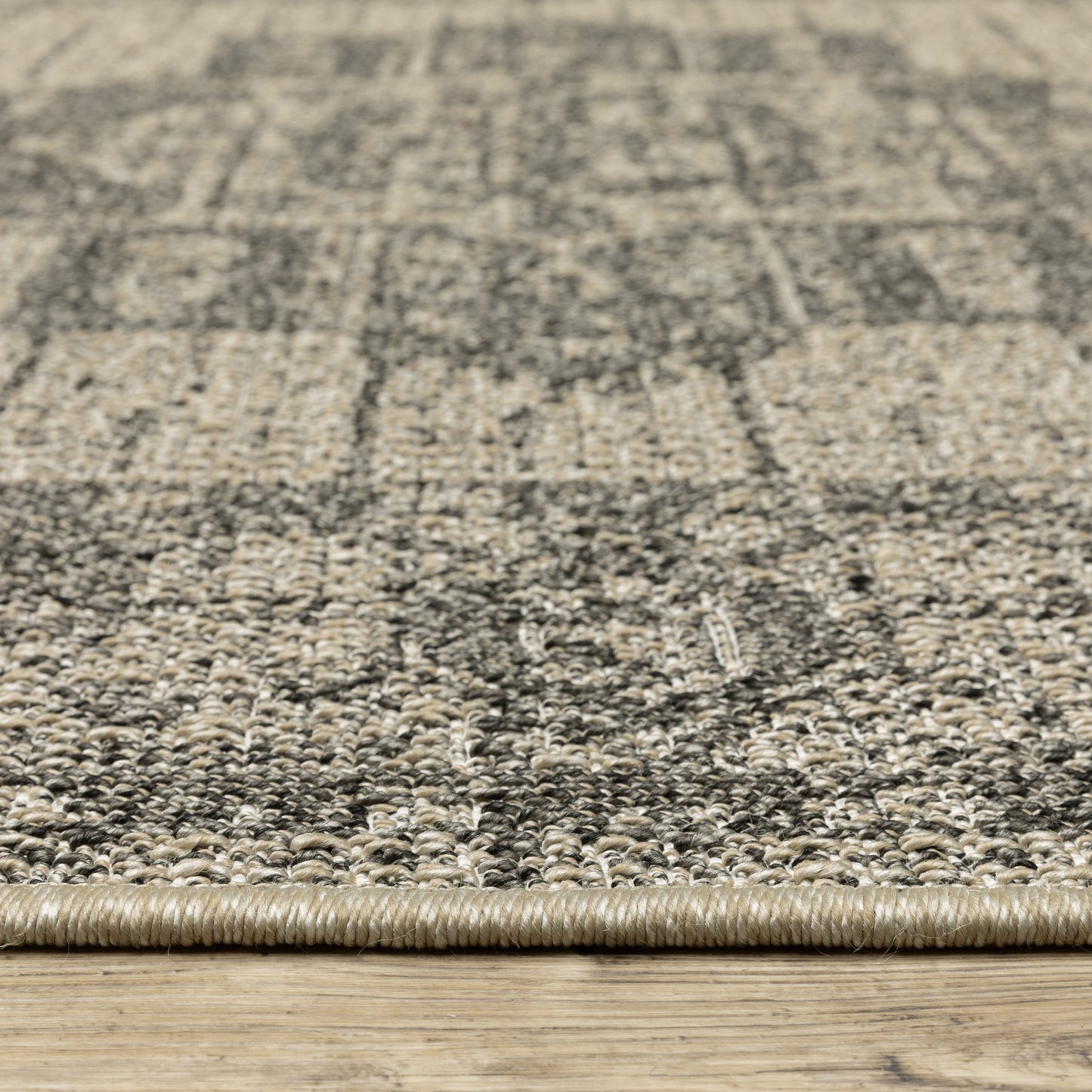 Gillian Medallion Beige/ Black Distressed Flat Weave Rug
