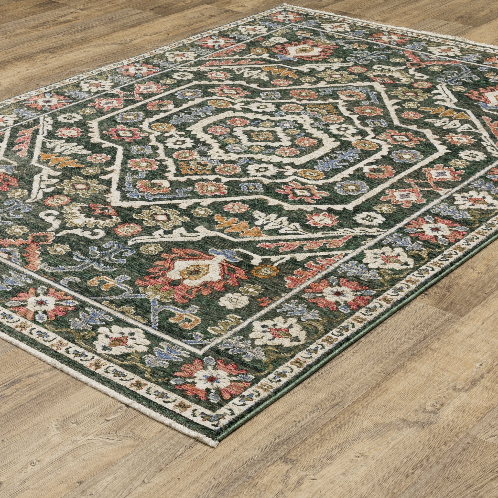 Hastings Medallion Green/ Pink Floral Cut Pile Rug