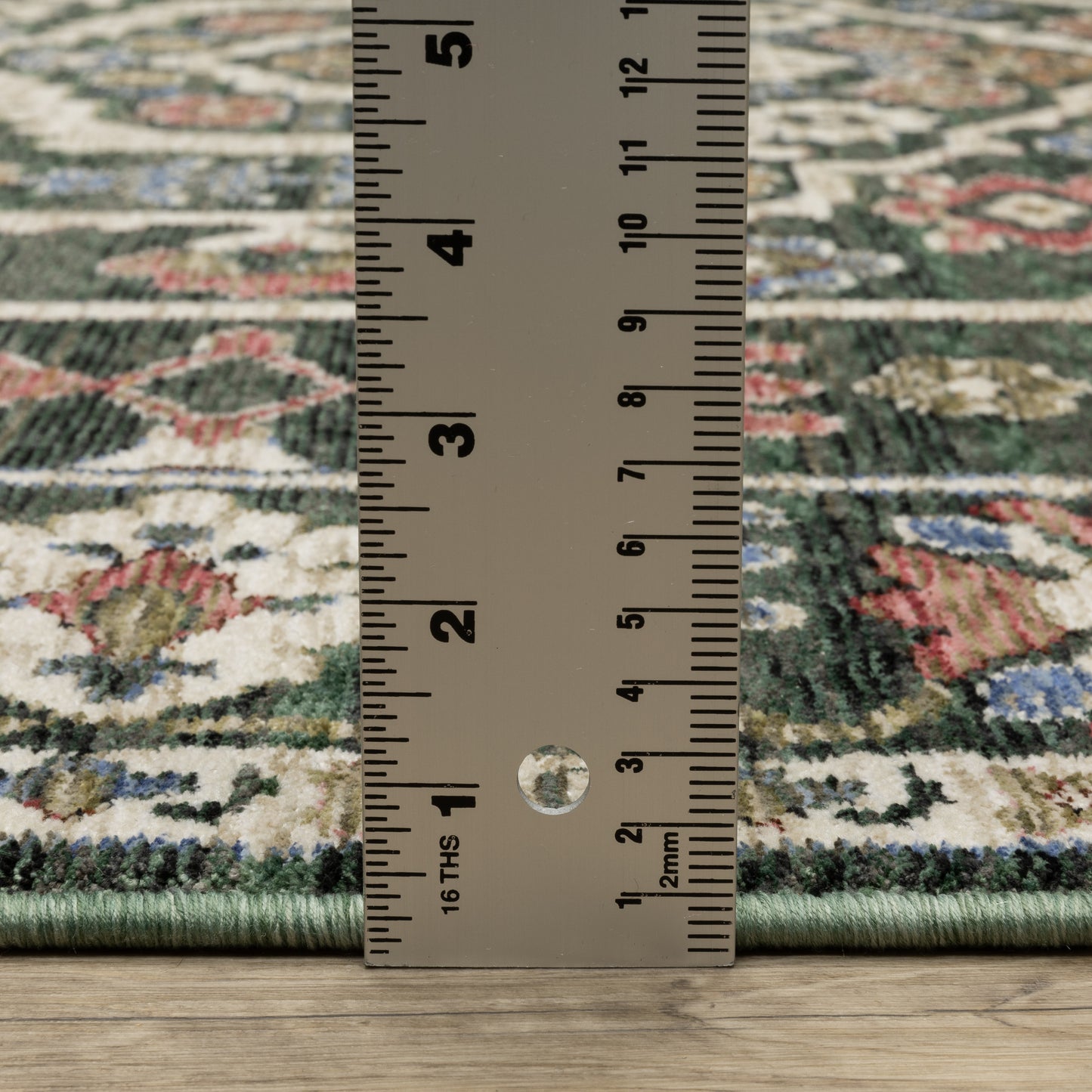 Hastings Medallion Green/ Pink Floral Cut Pile Rug