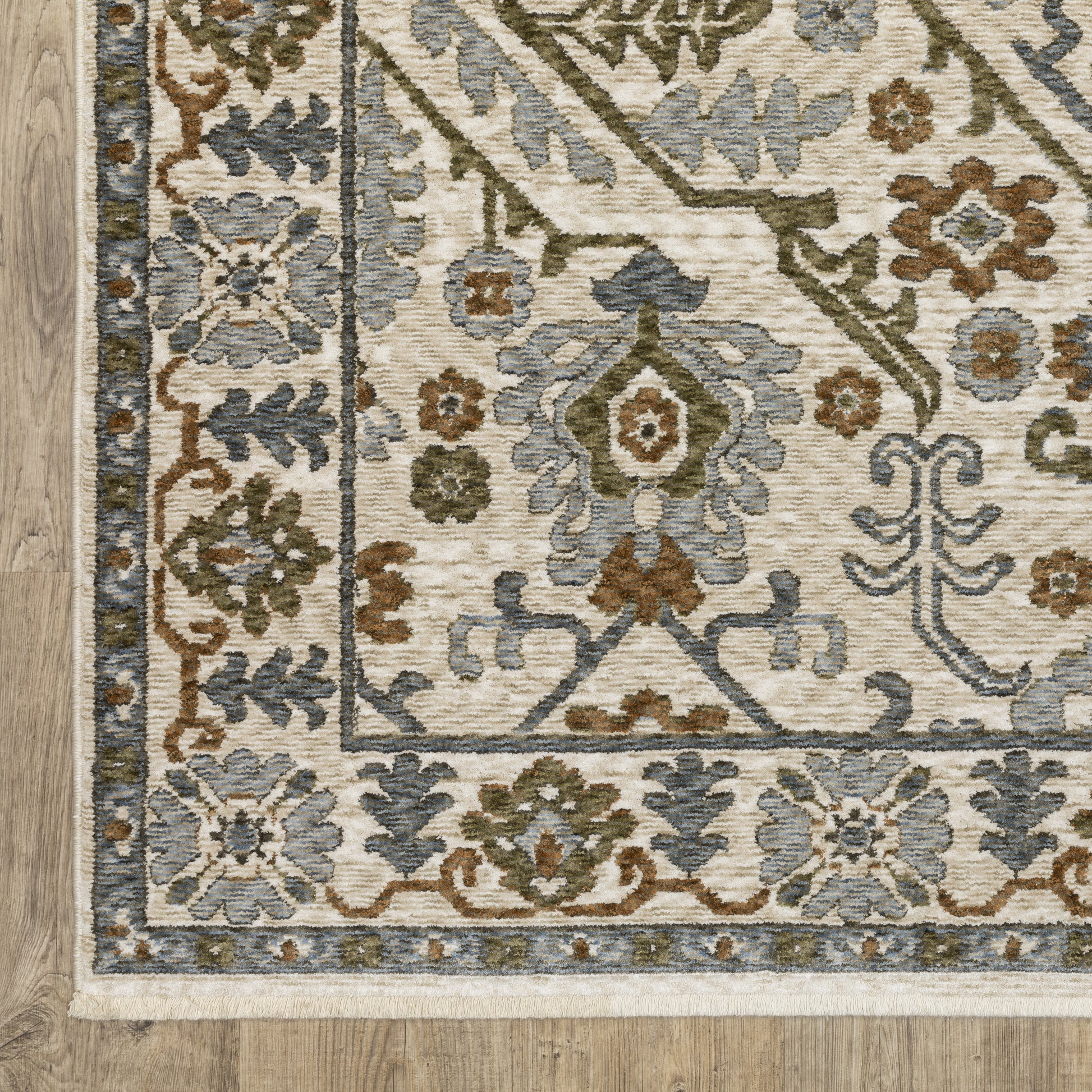 Hastings Medallion Ivory/ Green Floral Cut Pile Rug