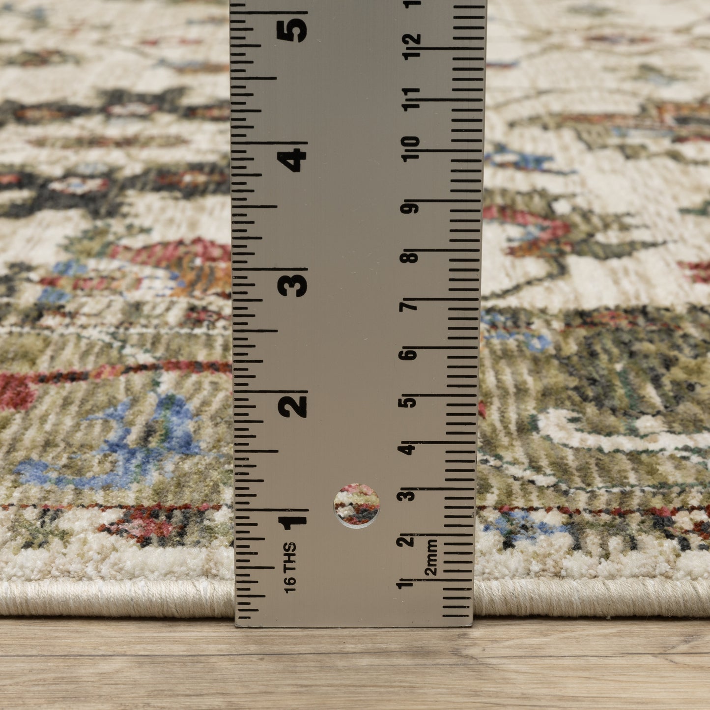 Hastings Oriental Ivory/ Green Floral Cut Pile Rug