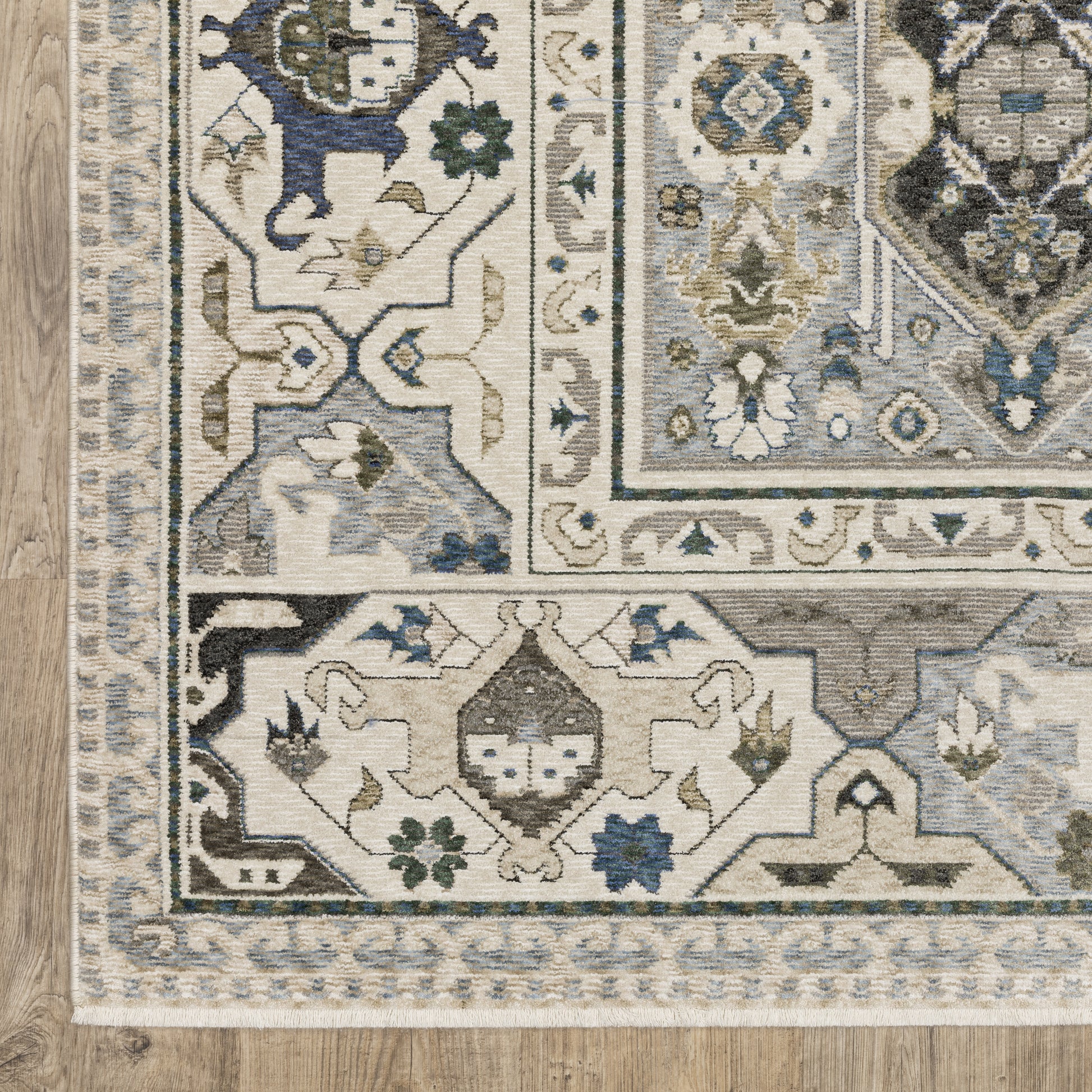 Hastings Floral Ivory/ Blue Geometric Cut Pile Rug