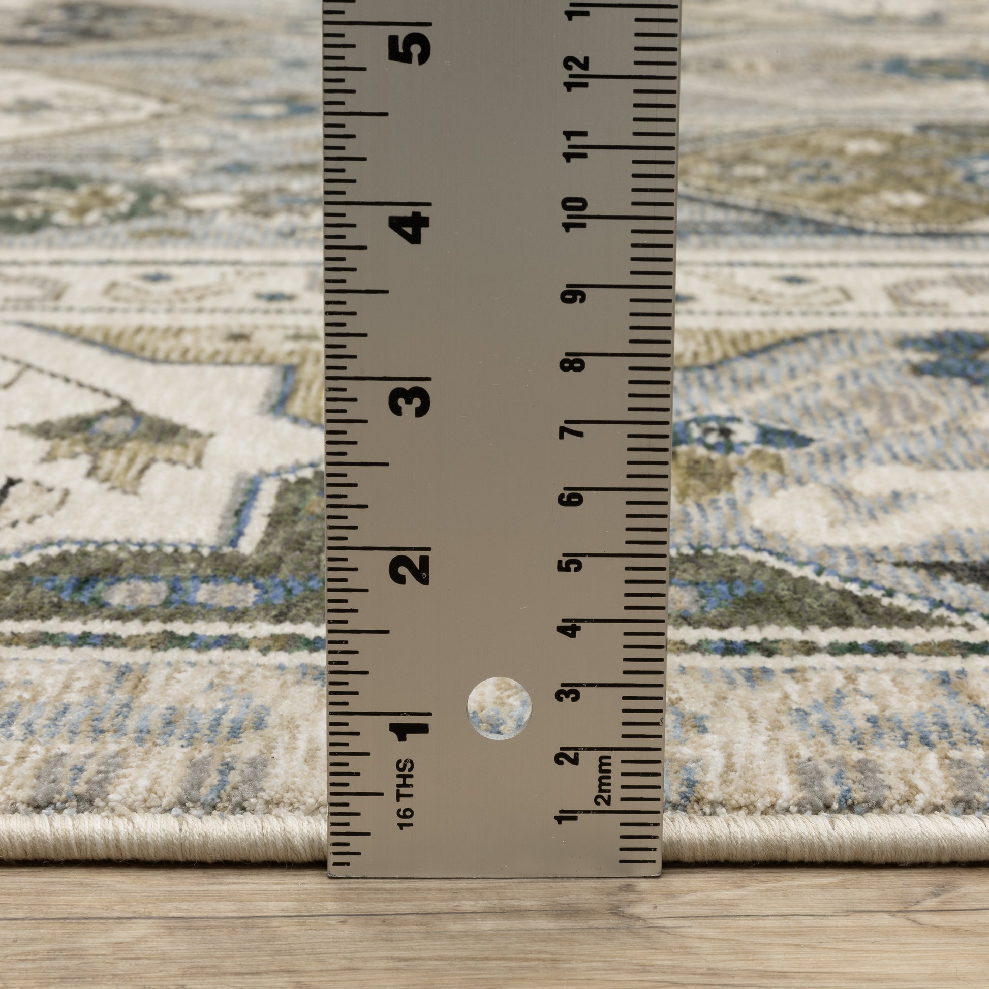 Hastings Floral Ivory/ Blue Geometric Cut Pile Rug