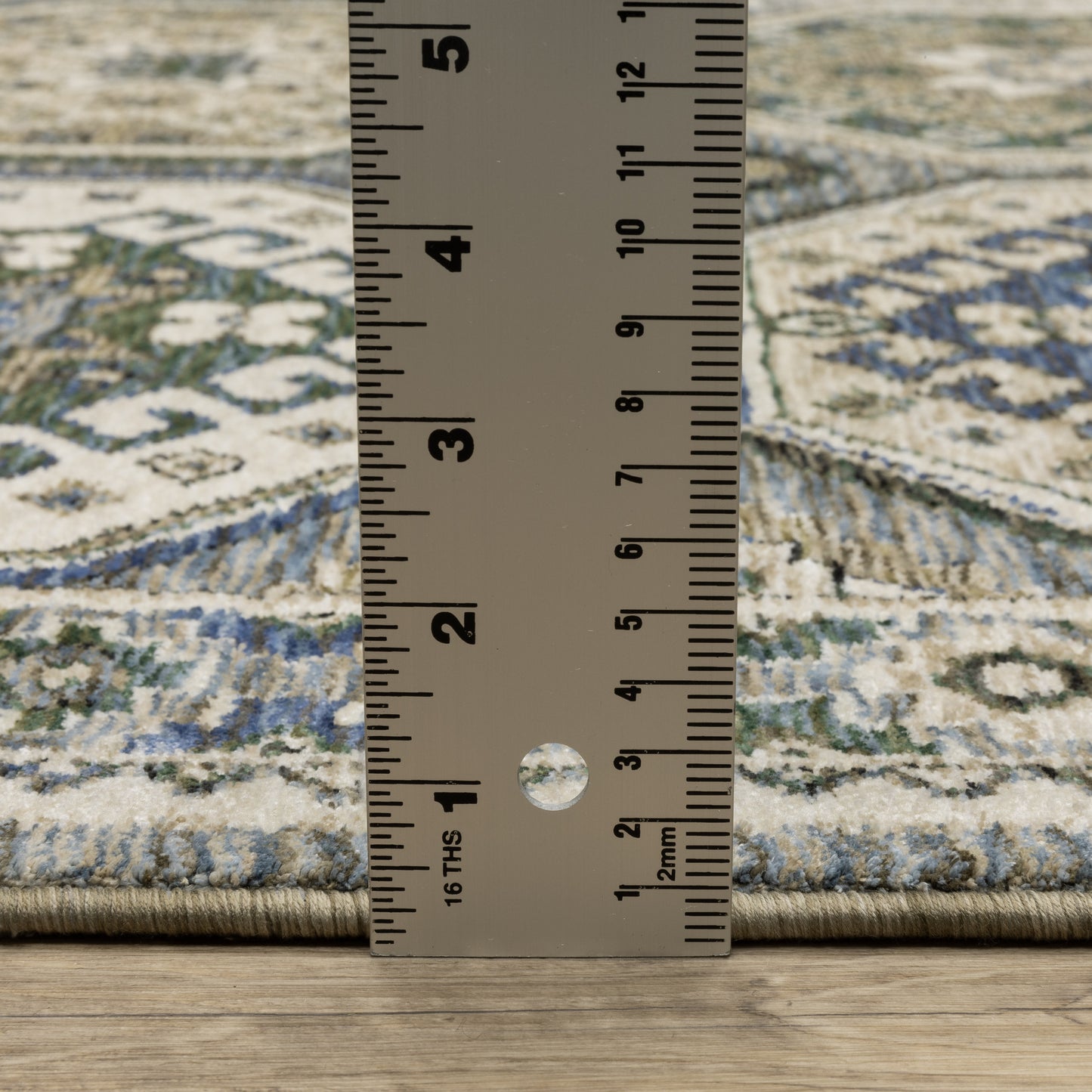 Hastings Geometric Ivory/ Blue Cut Pile Rug