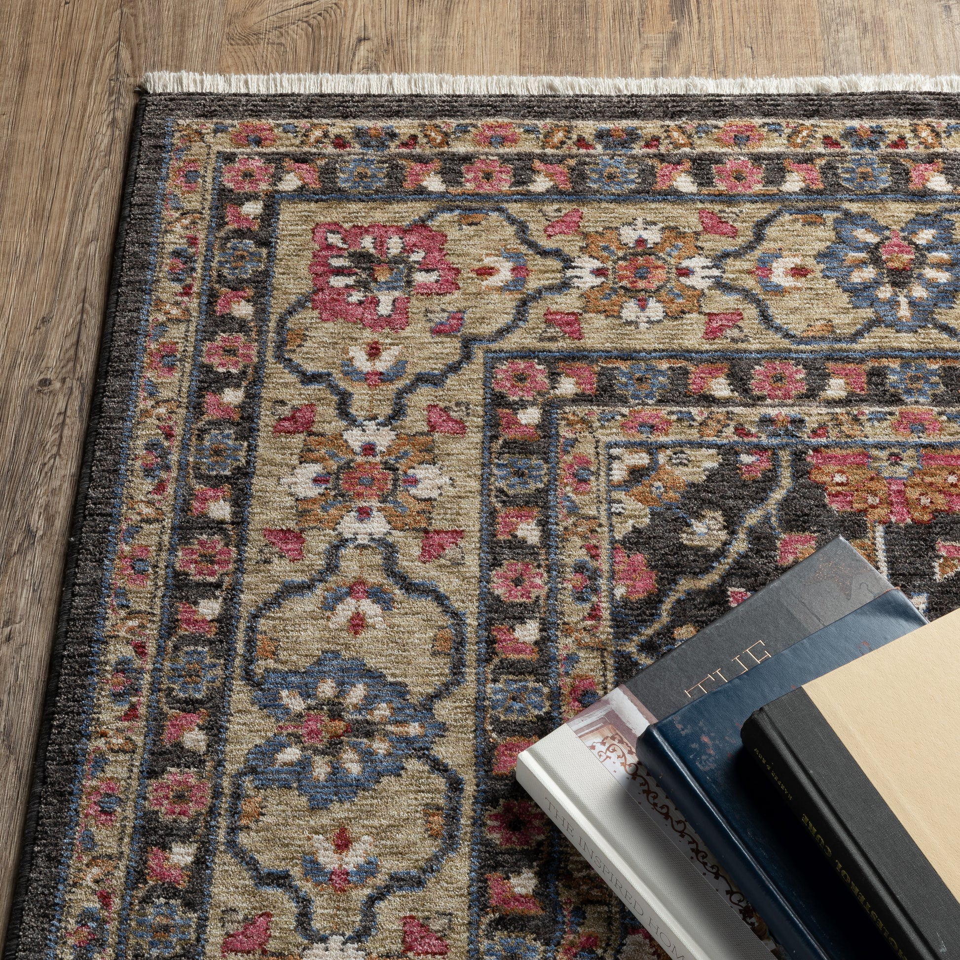 Hastings Floral Charcoal/ Pink Oriental Cut Pile Rug