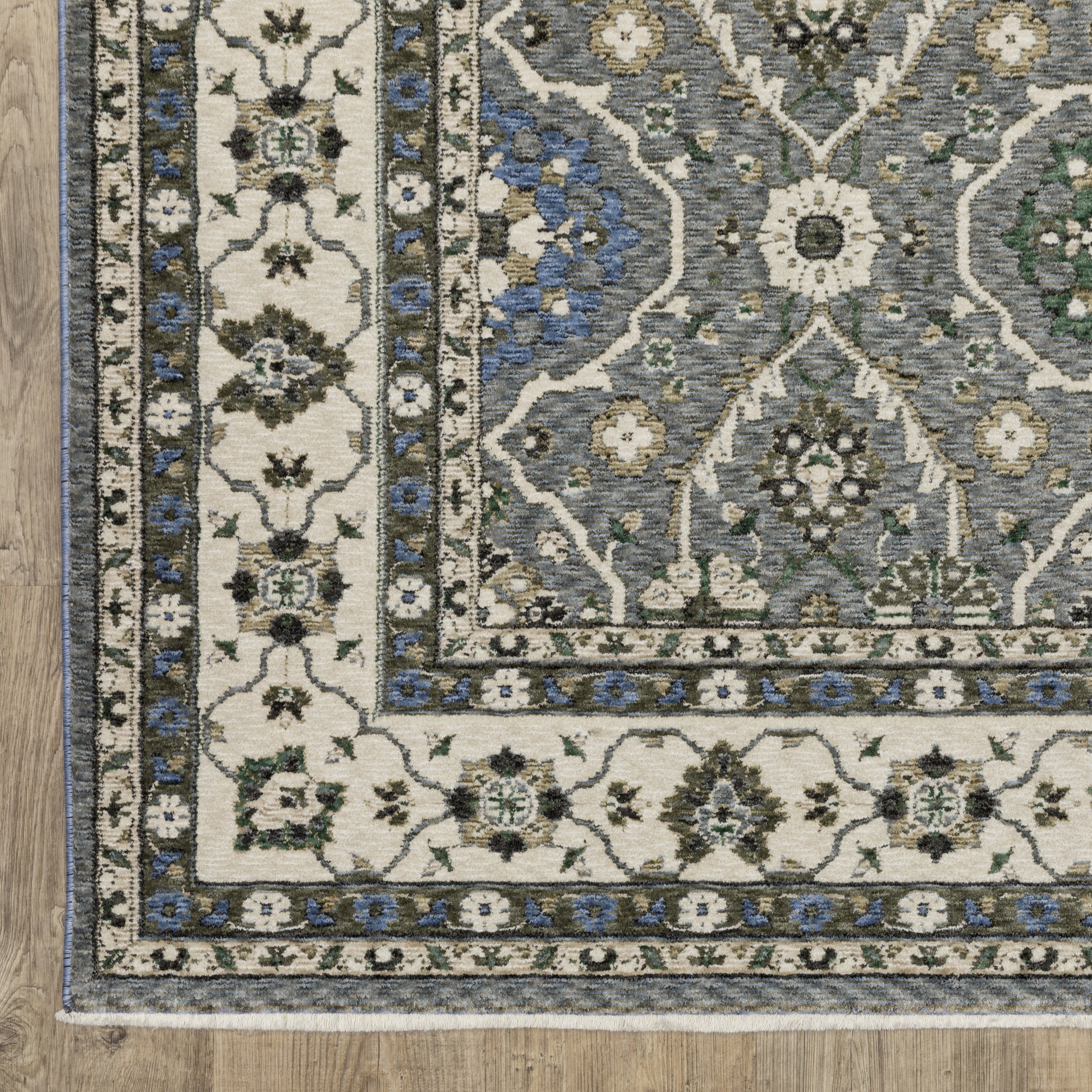 Hastings Floral Blue/ Ivory Oriental Cut Pile Rug
