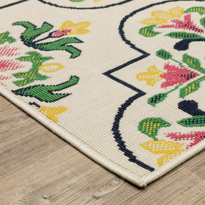 Havana Trefoil Ivory/ Multi Outdoor Loop Pile Rug