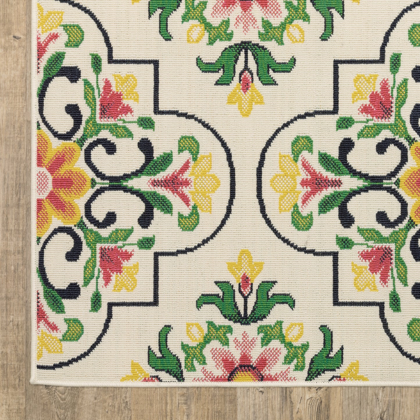 Havana Trefoil Ivory/ Multi Outdoor Loop Pile Rug
