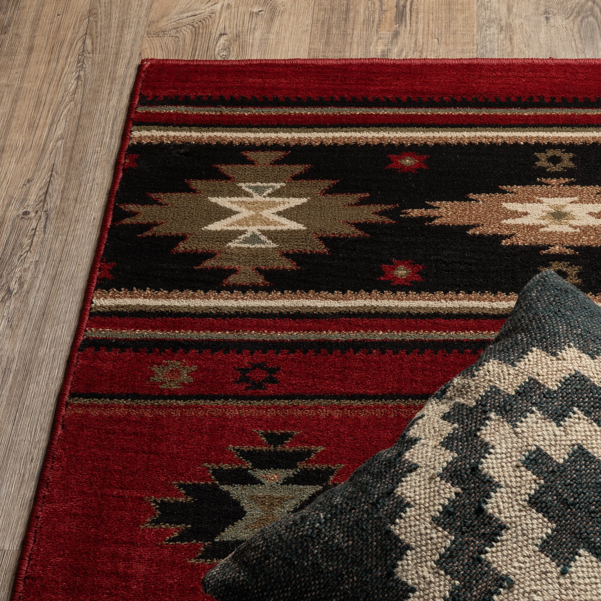 Hudson Southwest/Lodge Red/ Green Abstract Cut Pile Rug