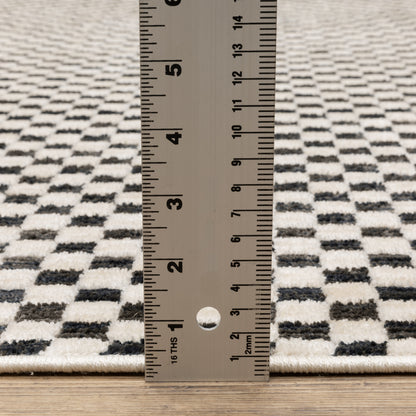 Hunter Geometric Black/ Ivory Cut Pile Rug