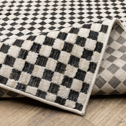 Hunter Geometric Black/ Ivory Cut Pile Rug