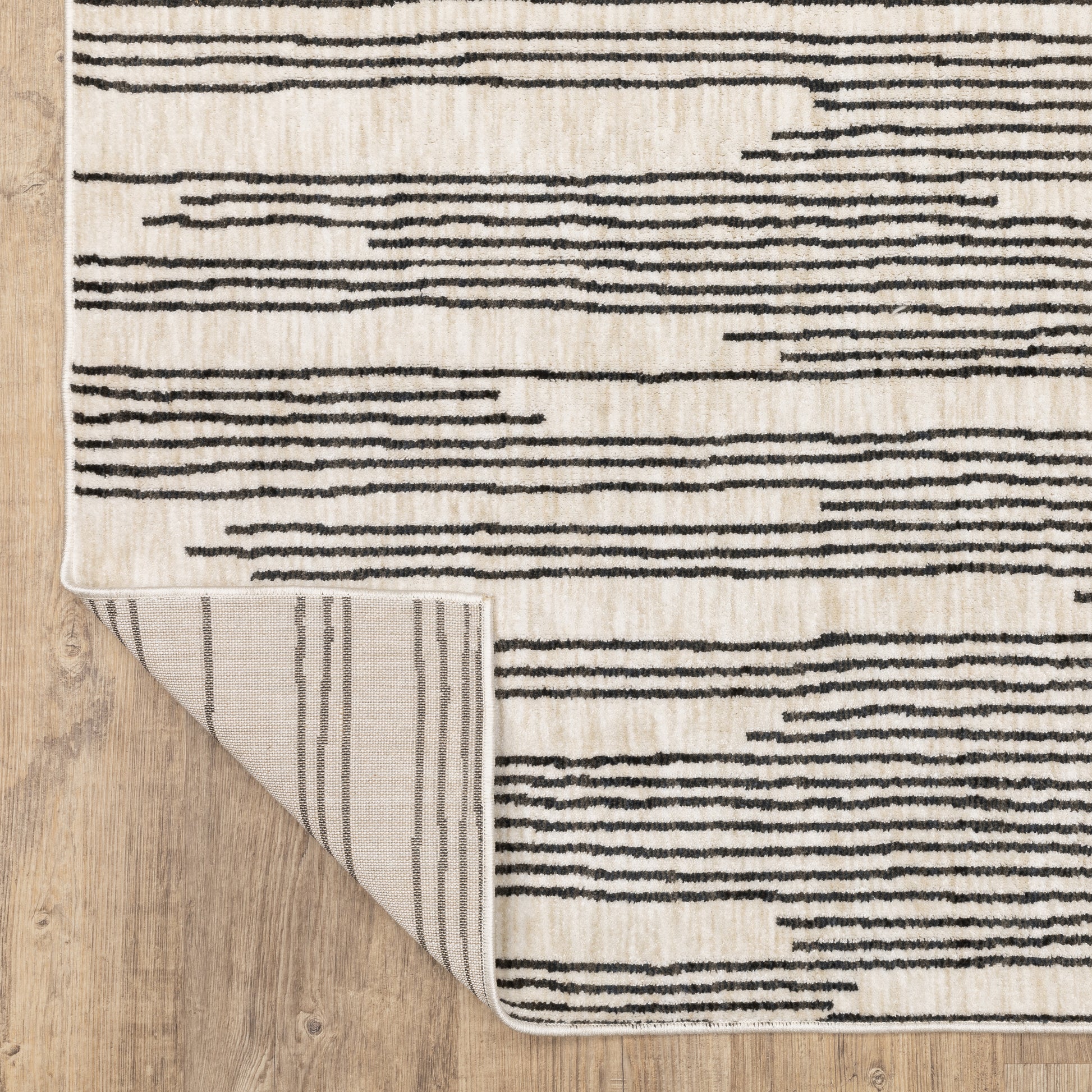 Hunter Stripe Black/ Beige Abstract Cut Pile Rug