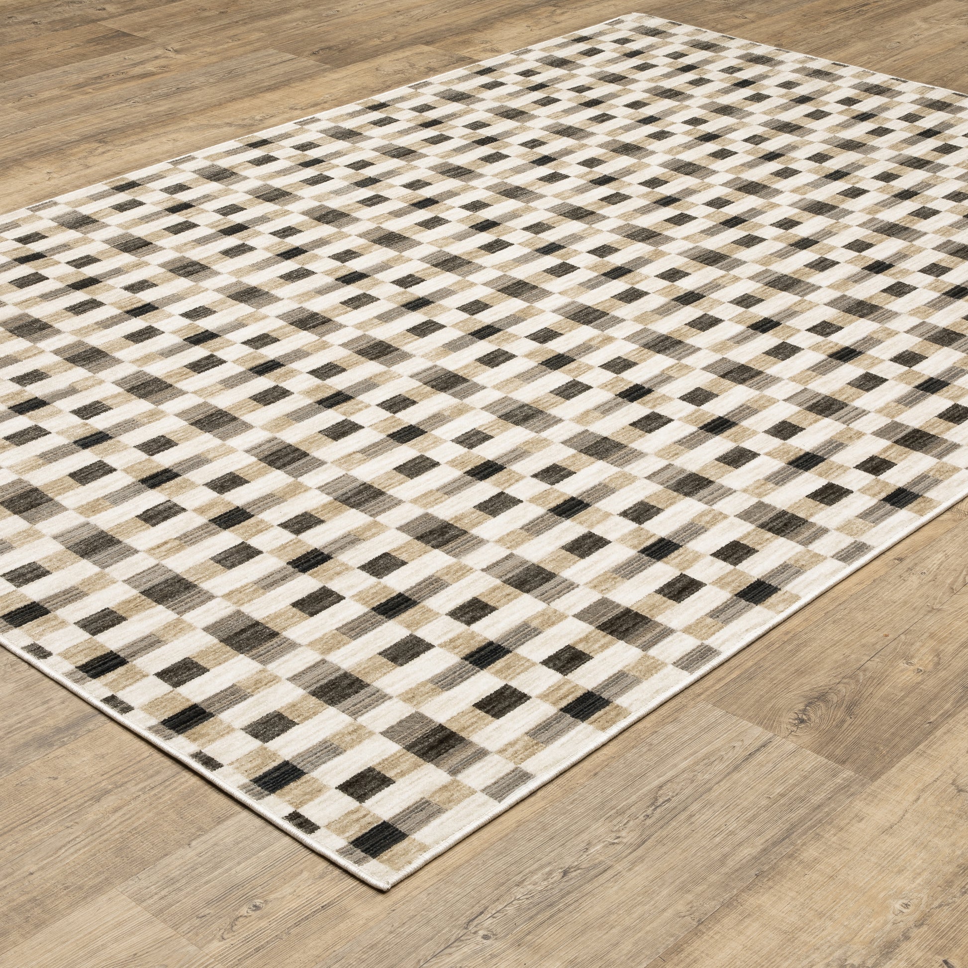 Hunter Geometric Black/ Gold Cut Pile Rug