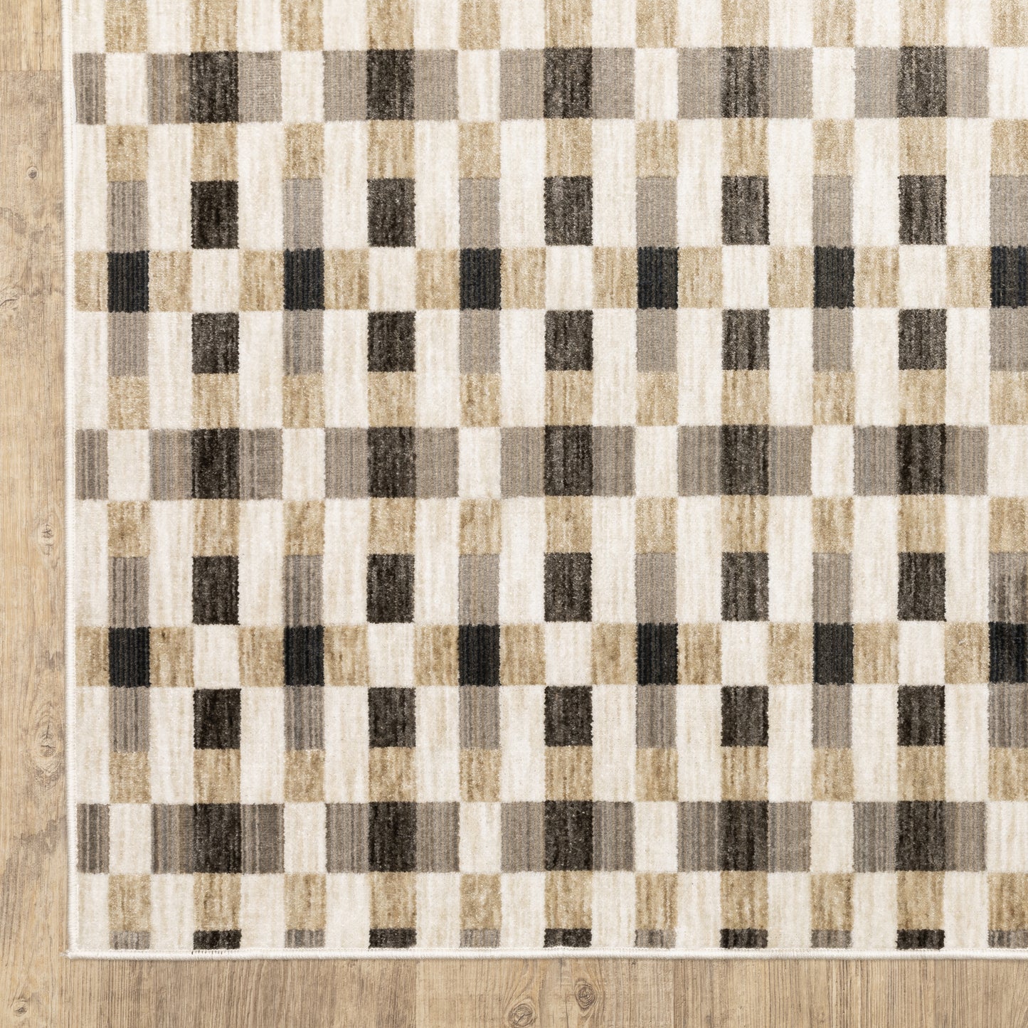 Hunter Geometric Black/ Gold Cut Pile Rug