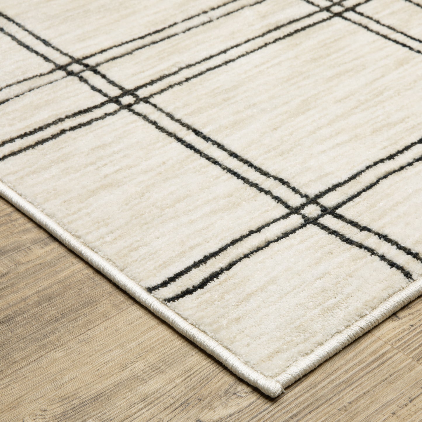 Hunter Geometric Beige/ Black Cut Pile Rug