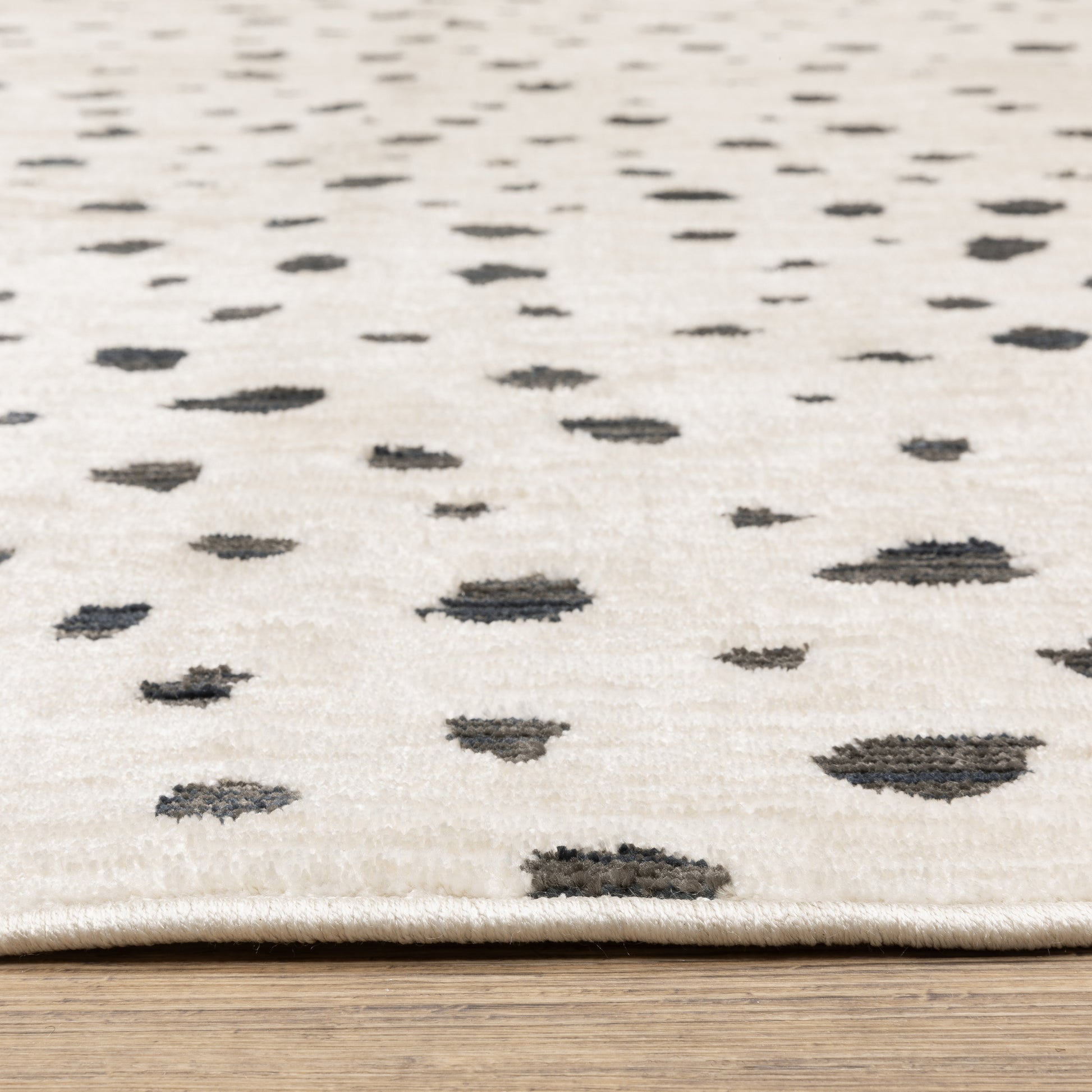 Hunter Circles Beige/ Black Cut Pile Rug