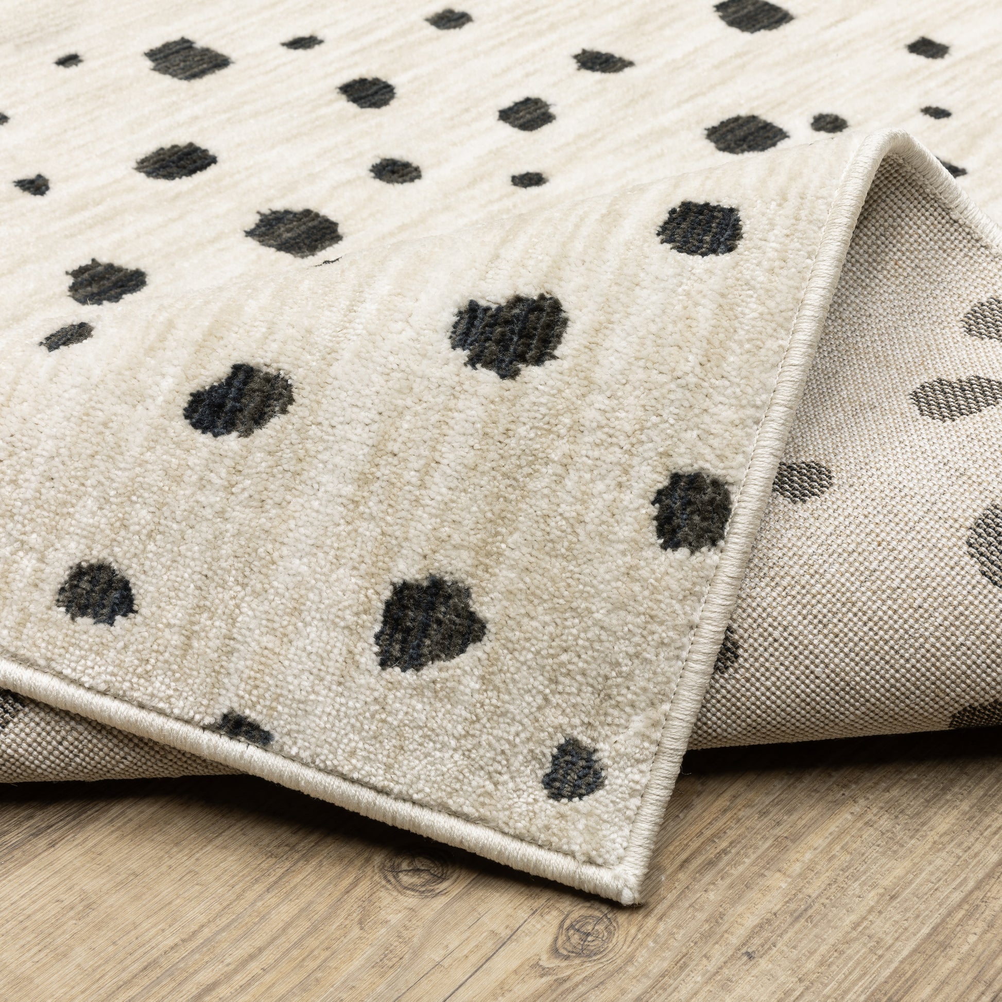 Hunter Circles Beige/ Black Cut Pile Rug