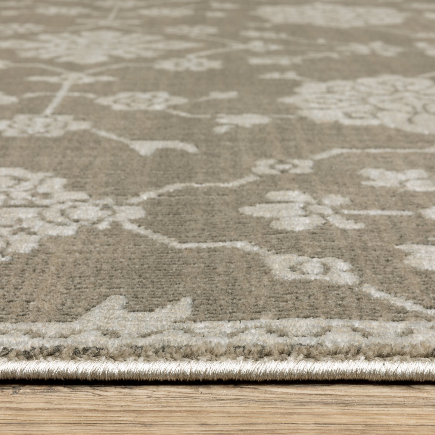 Intrigue Floral Grey/ Grey Oriental Cut Pile Rug