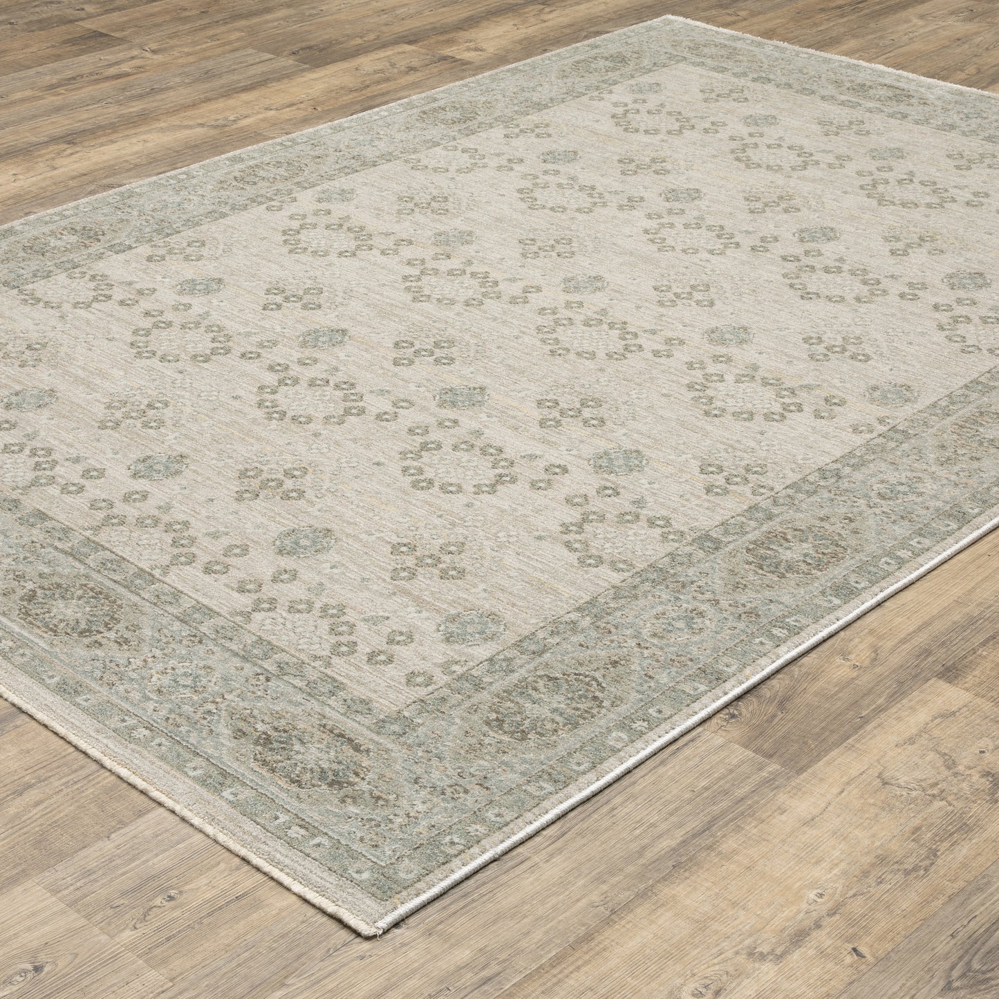 Keaton Floral Beige/ Green Oriental Cut Pile Rug