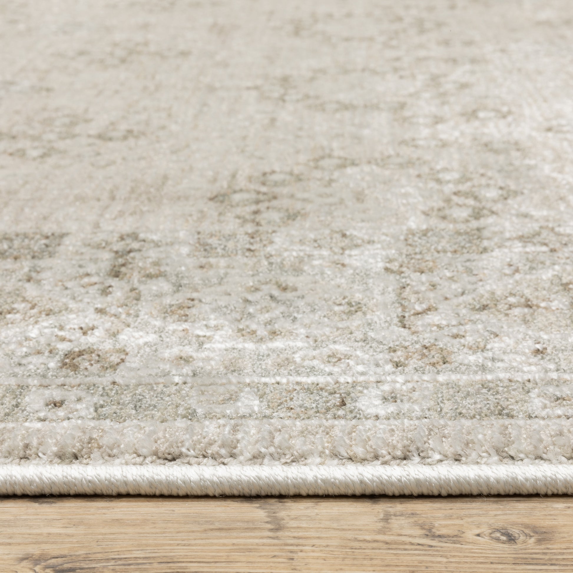 Keaton Floral Beige/ Green Oriental Cut Pile Rug