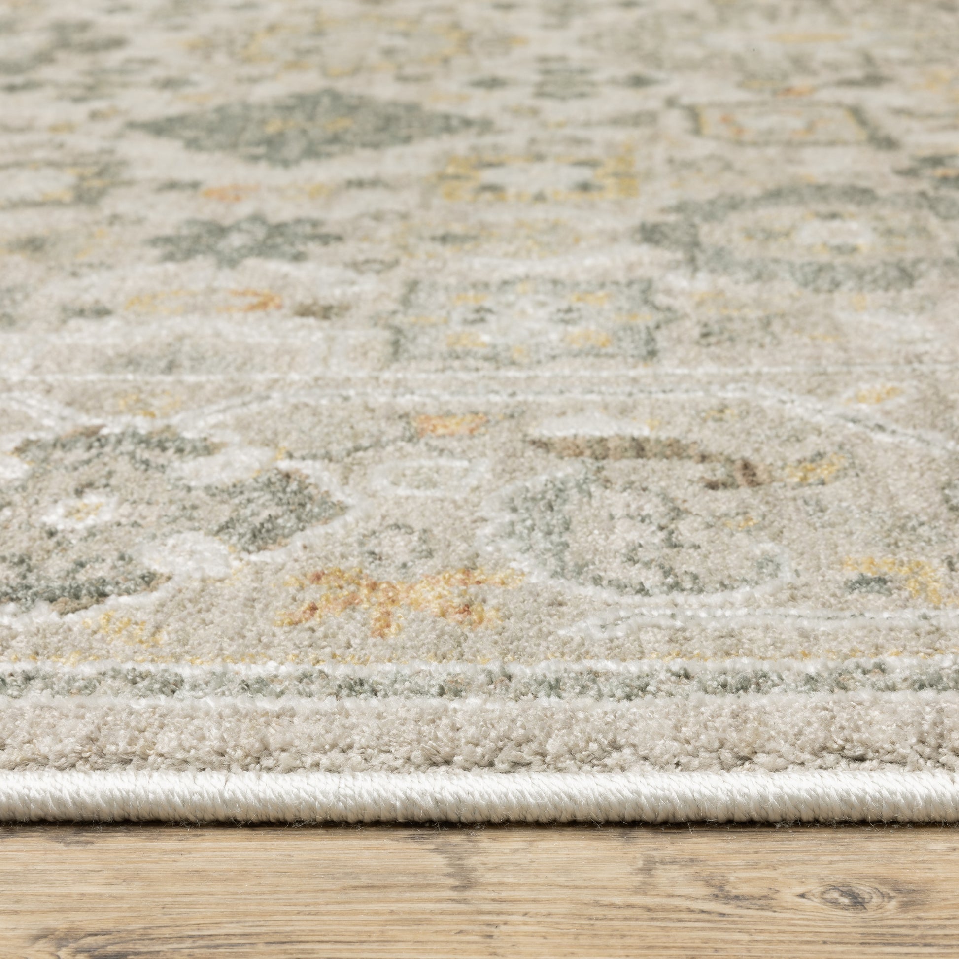 Keaton Floral Beige/ Blue Oriental Cut Pile Rug