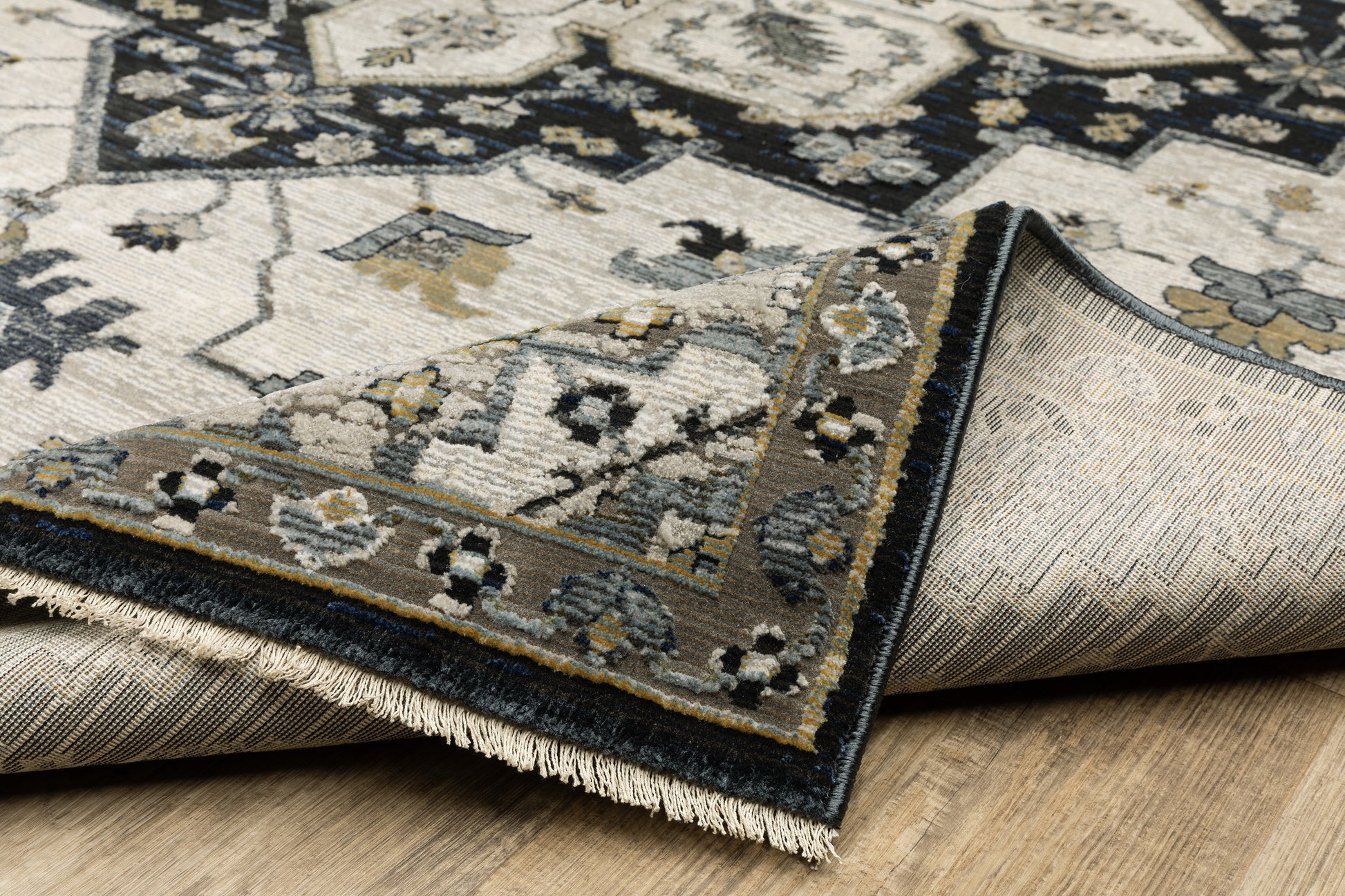 Keira Medallion Blue/ Grey Oriental Cut Pile Rug