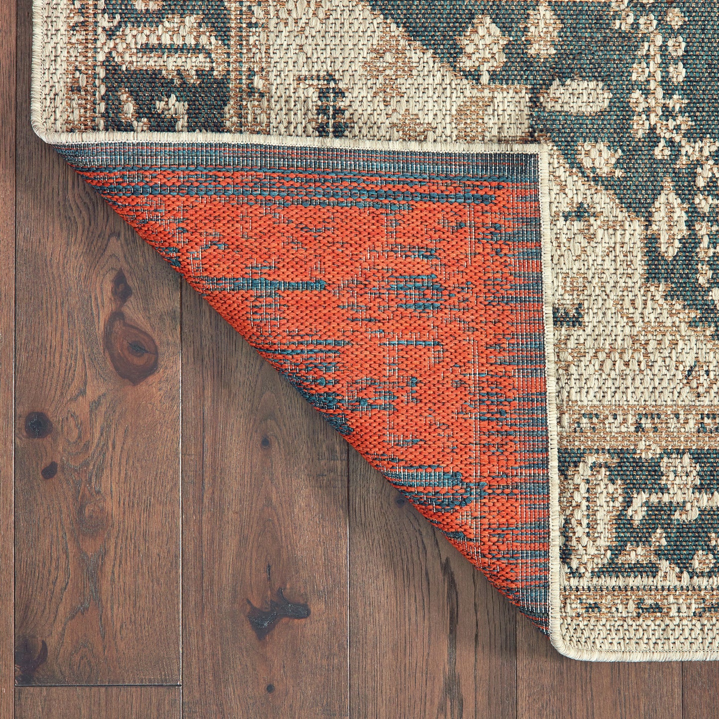 Latitude Outdoor Grey/ Gold Medallion Loop Pile Rug