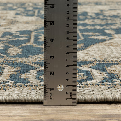 Latitude Outdoor Grey/ Gold Medallion Loop Pile Rug