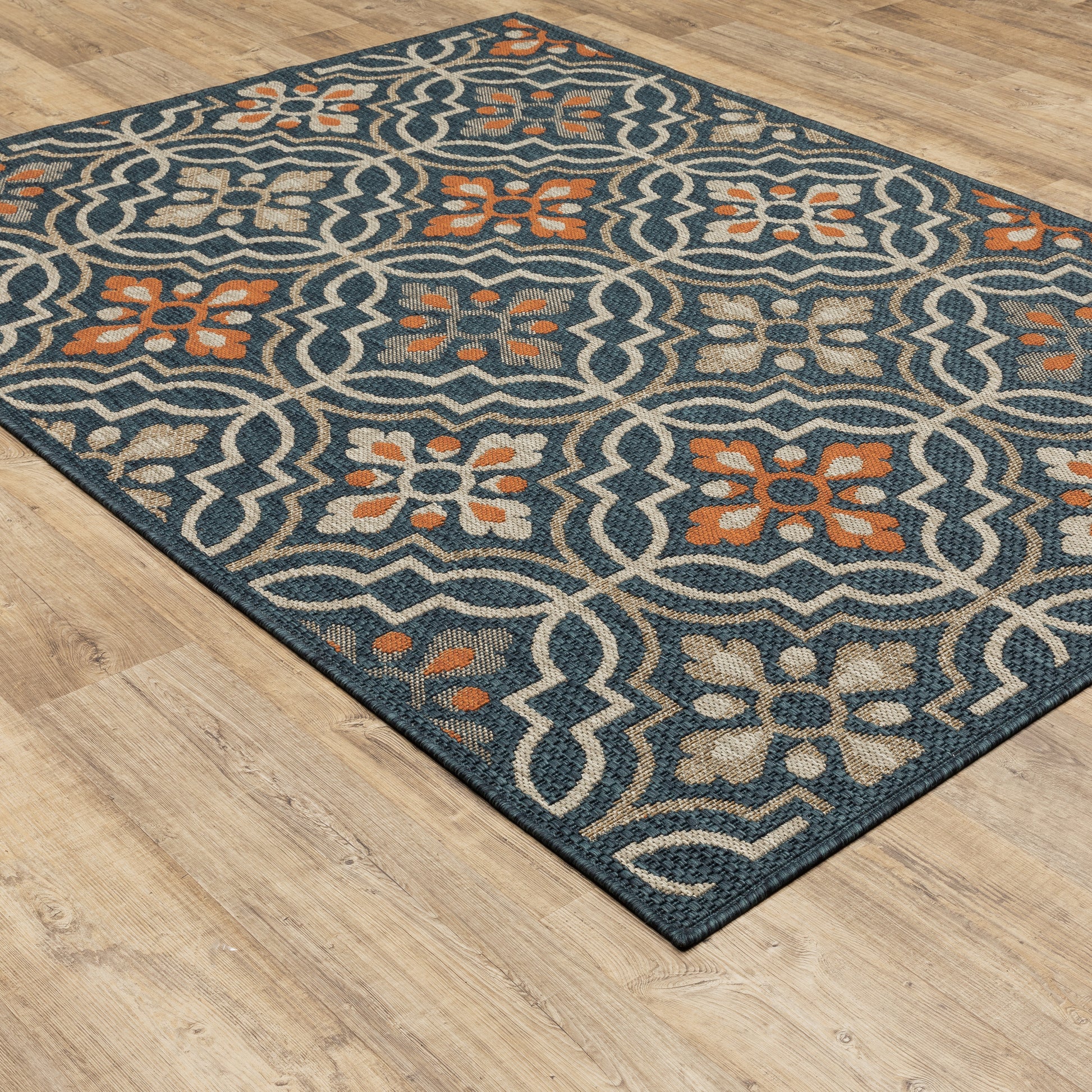 Latitude Outdoor Blue/ Orange Trefoil Loop Pile Rug