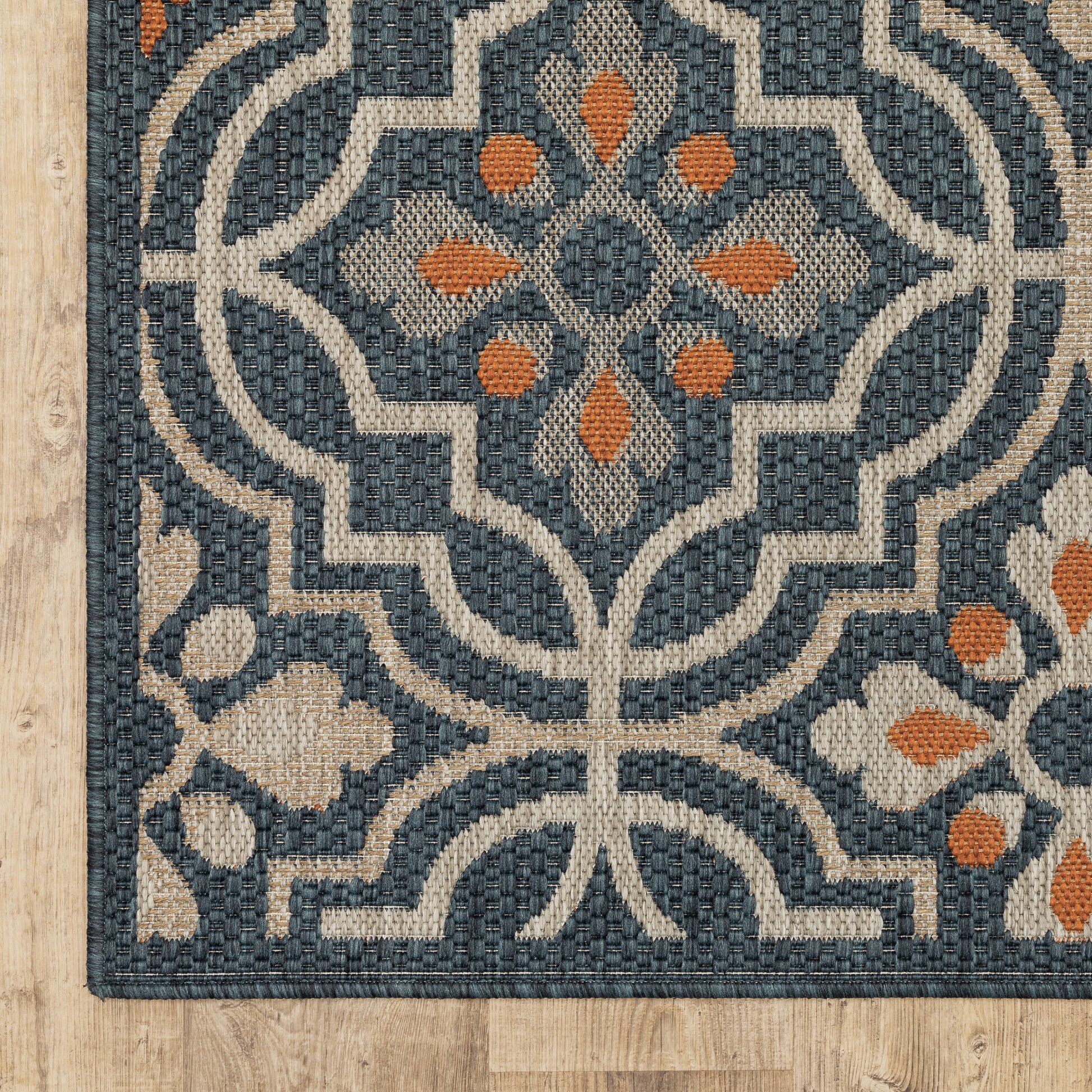 Latitude Outdoor Blue/ Orange Trefoil Loop Pile Rug