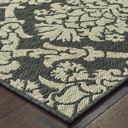 Latitude Outdoor Grey/ Charcoal Lattice Loop Pile Rug