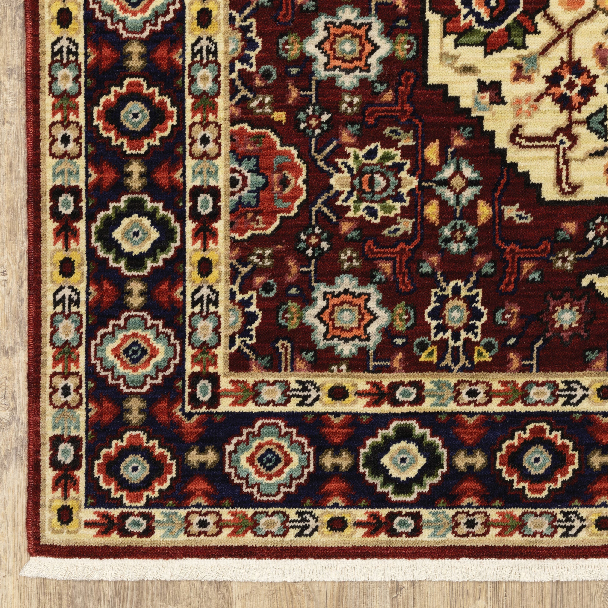 Lilihan Oriental Red/ Ivory Cut Pile Rug