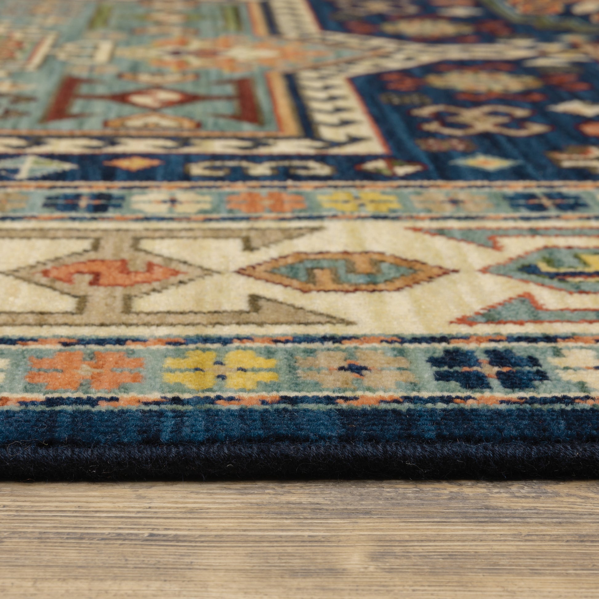 Lilihan Medallion Blue/ Ivory Oriental Cut Pile Rug